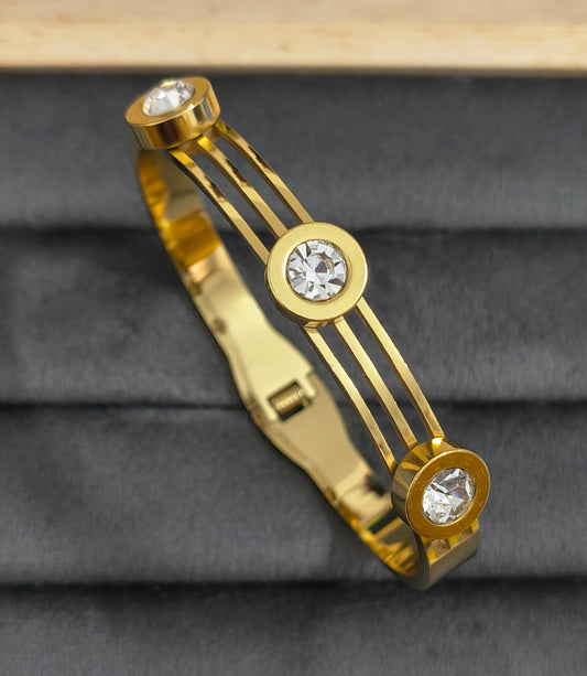 Antitarnish Divine Sparkle Stone Bracelet 18K Gold Plated