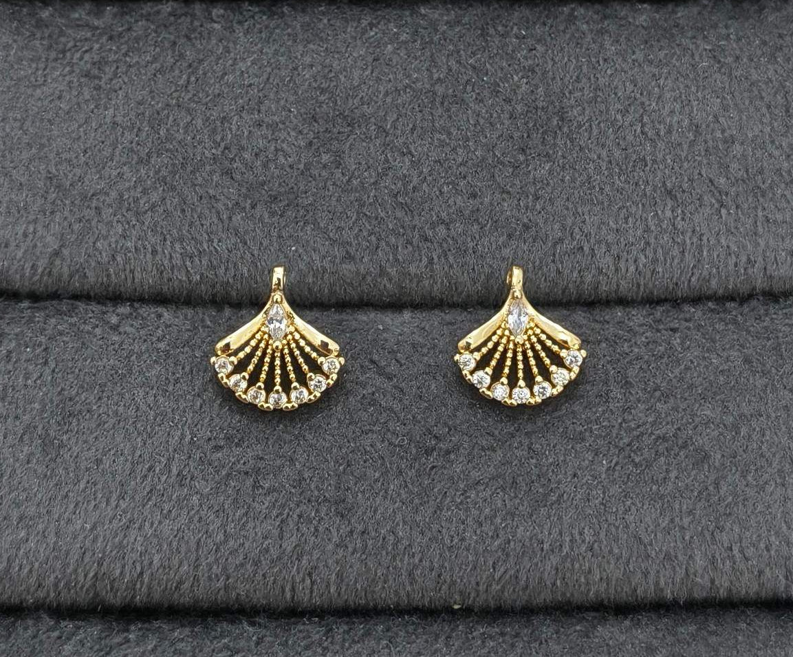 Antitarnish Earring Sweet Mini Flower Studs 18K Gold Plated