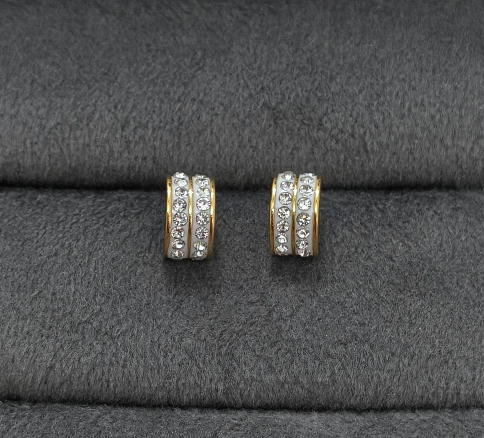 Antitarnish Earring Two Line Stone Studded Studs 18k Gold
