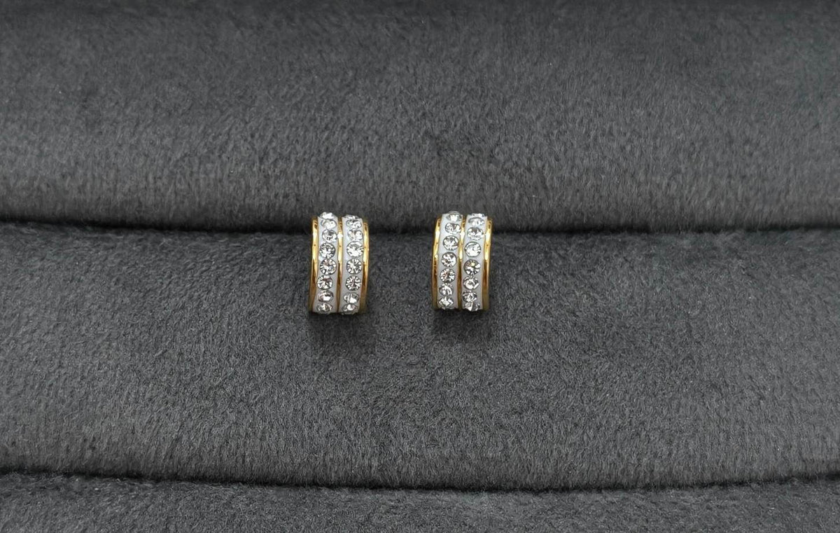 Antitarnish Earring Two Line Stone Studded Studs 18k Gold