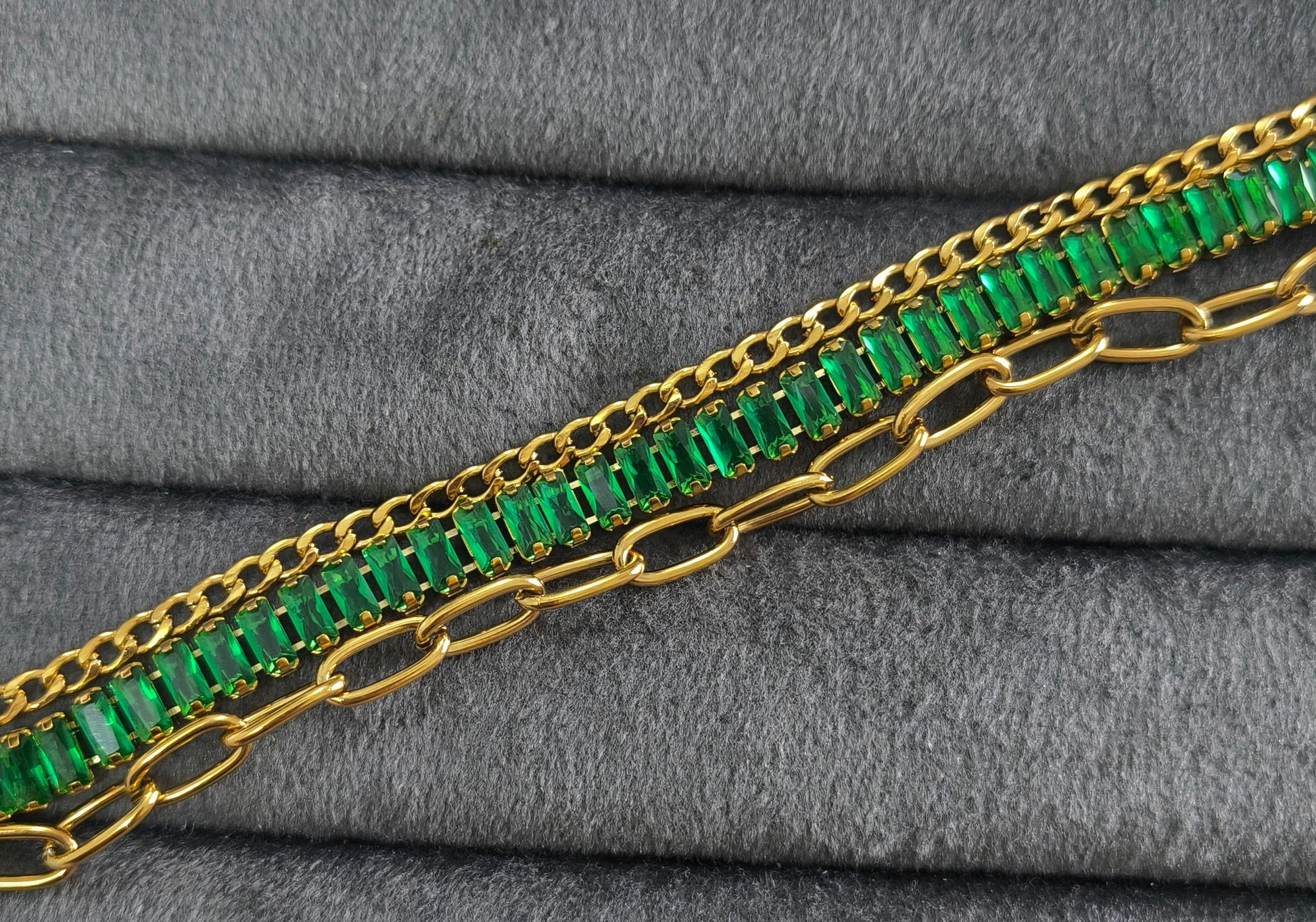 Antitarnish Emeralds & Paperclip Chain Bracelet 18K Gold Plated