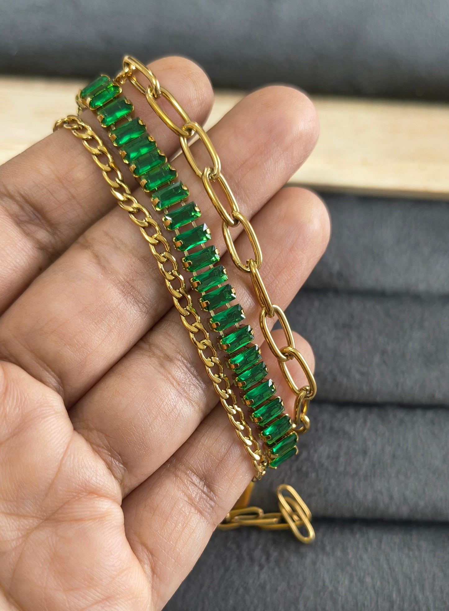 Antitarnish Emeralds & Paperclip Chain Bracelet 18K Gold Plated