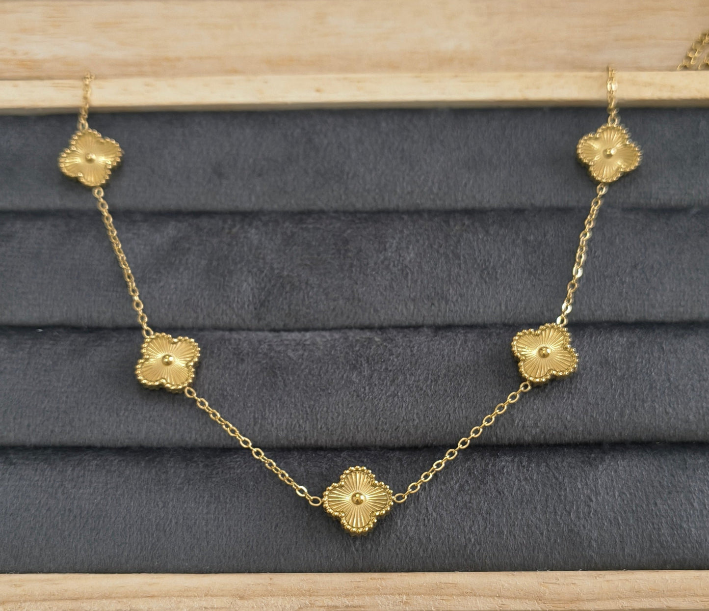Antitarnish Five Golden Clover Chain Necklace 18K Gold Plated 