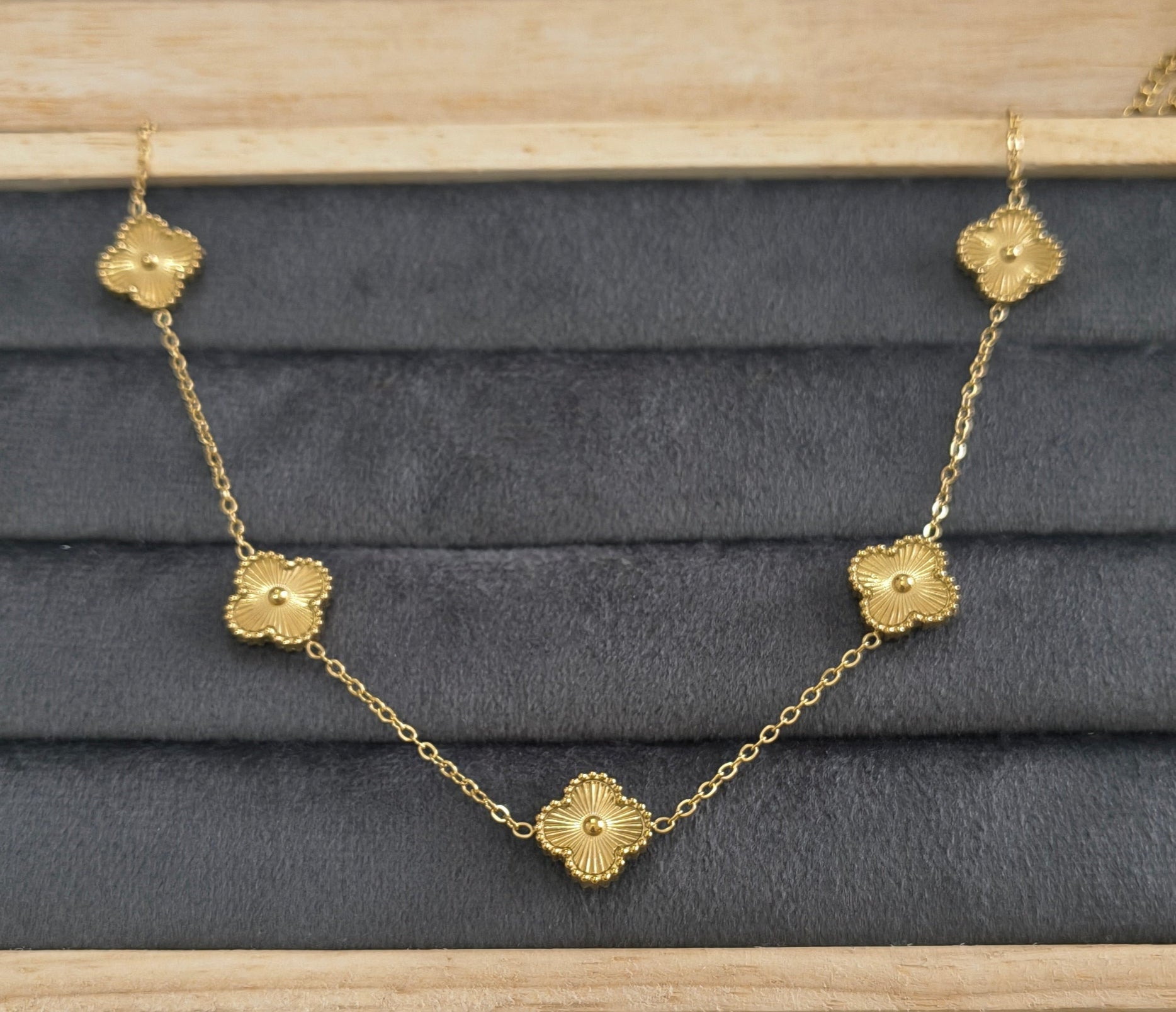 Antitarnish Five Golden Clover Chain Necklace 18K Gold Plated 