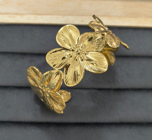 Antitarnish Floral Open Cuff Bracelet 18K Gold Plated