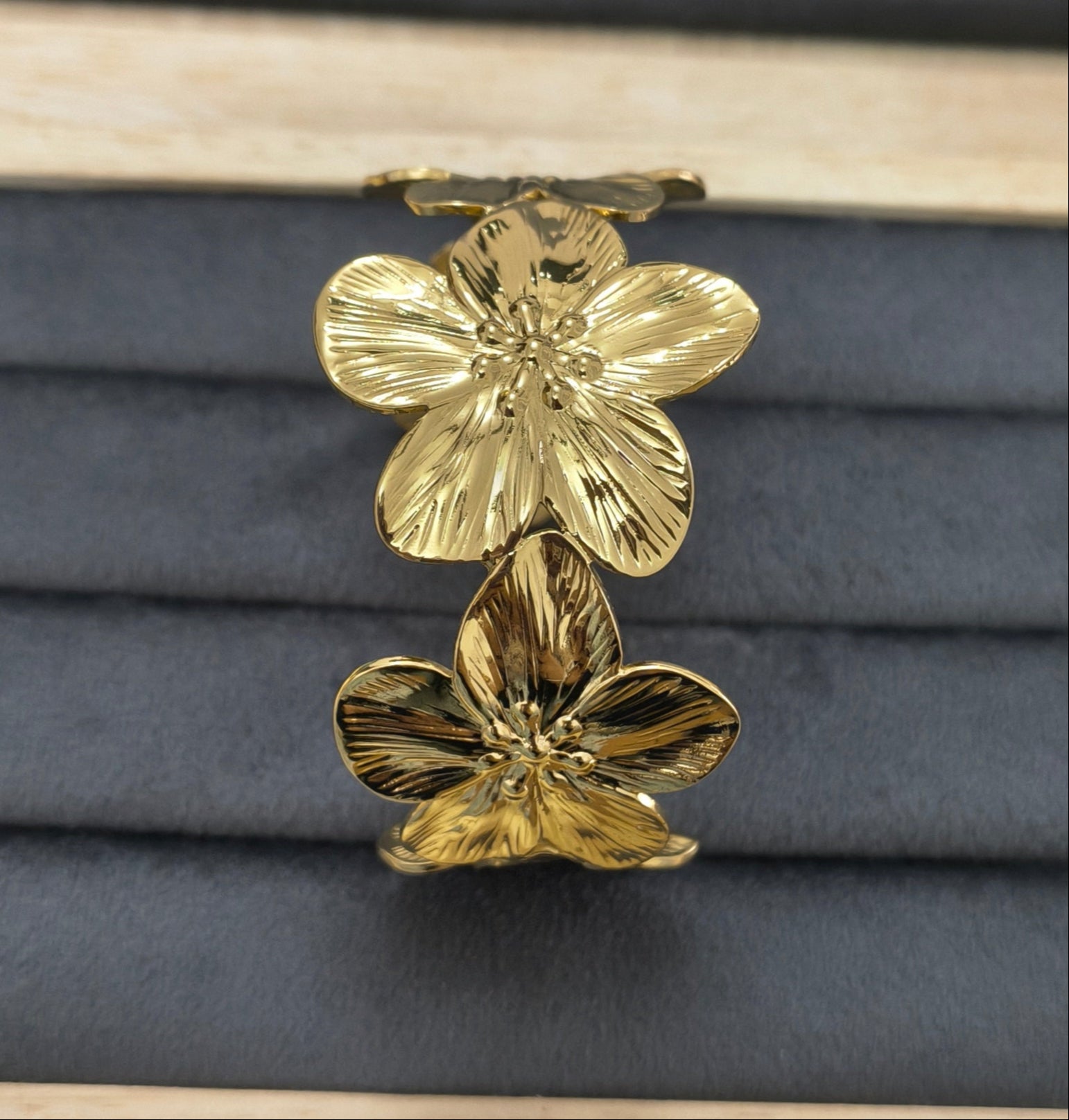 Antitarnish Floral Open Cuff Bracelet 18K Gold Plated