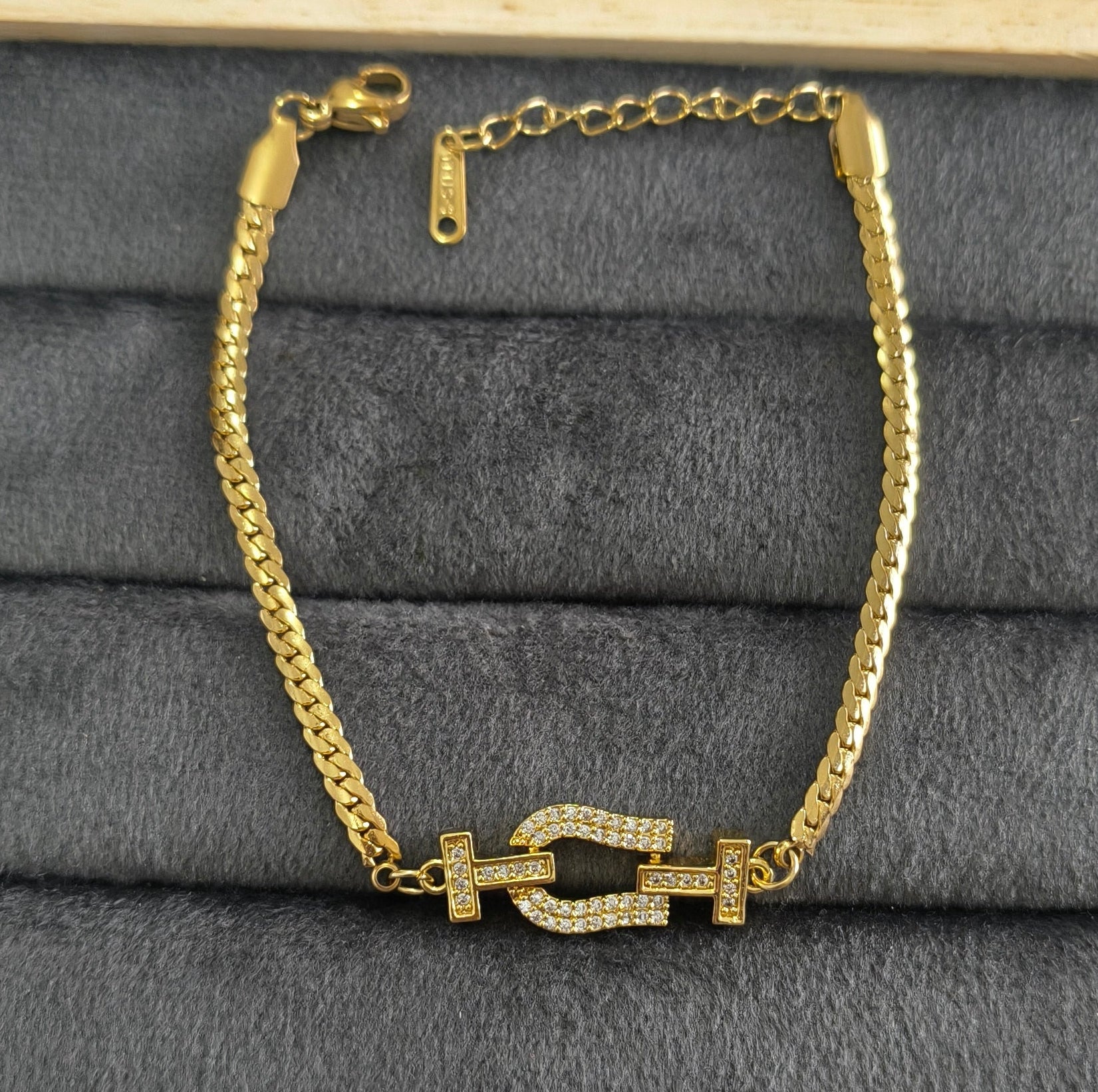 Antitarnish Gold Knot Chain Bracelet 18K Gold Plated