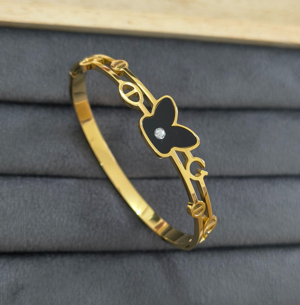 Antitarnish Golden Butterfly Bracelet 18K Gold Plated