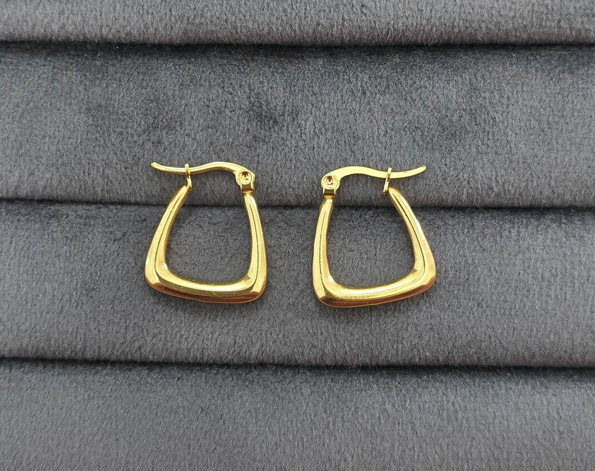 Antitarnish Golden Geometric Hoop Earrings 18K Gold Plated