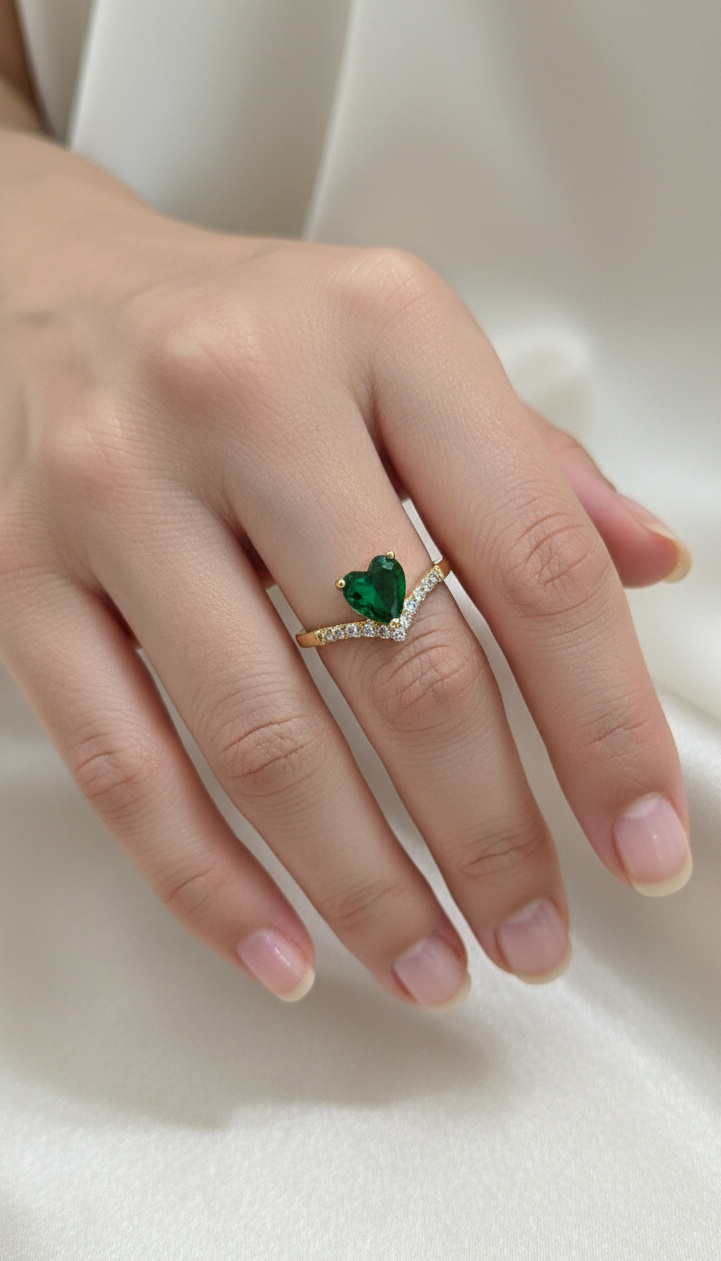 Antitarnish Green Heart V Cut Solitaire Ring 18K Gold Plated