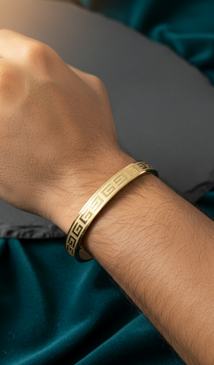 Antitarnish Men's Bracelet 18K Gold Plated G Pattern