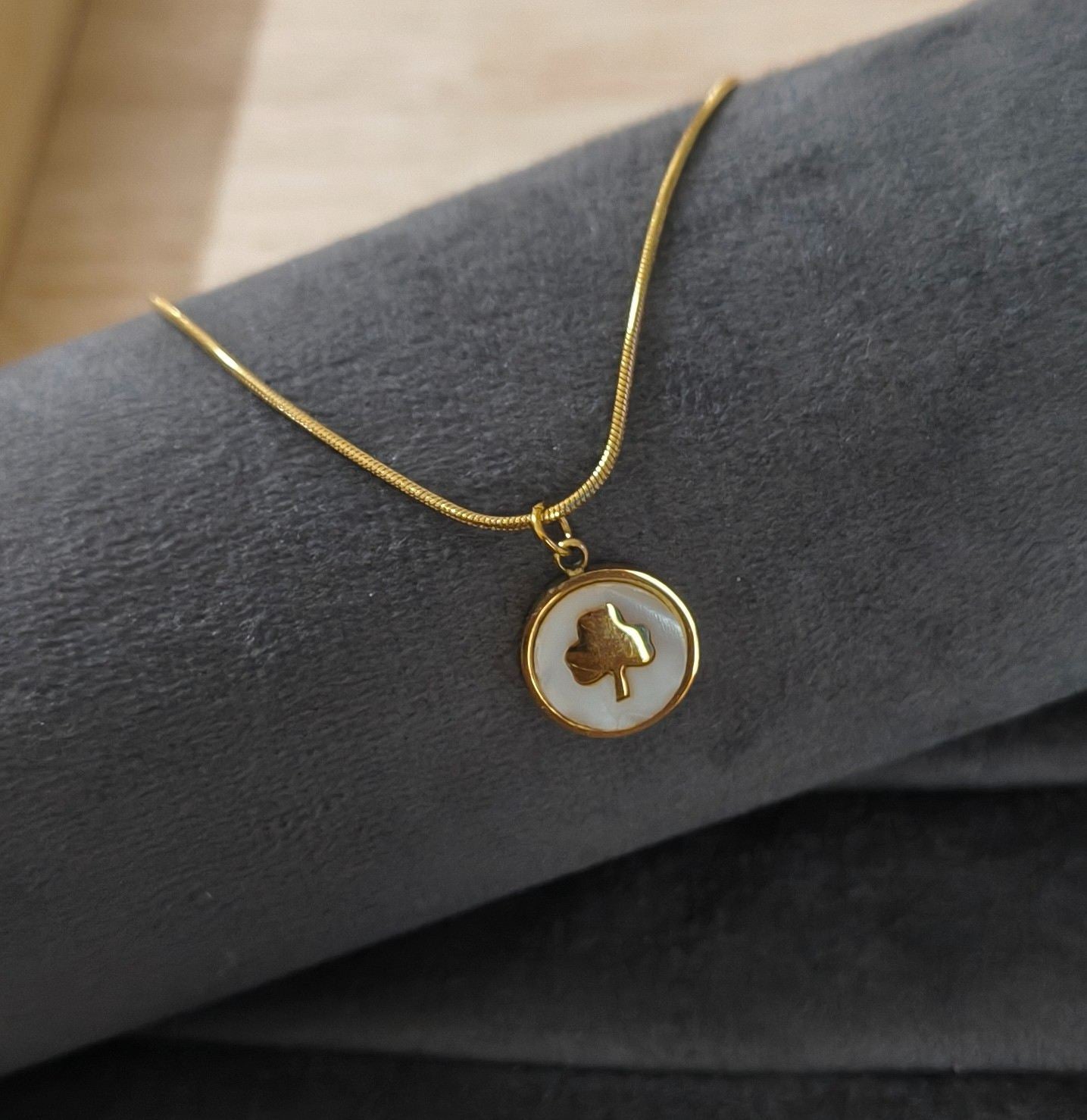 Antitarnish Mini Tree Gold Pendant Necklace 18K Gold Plated