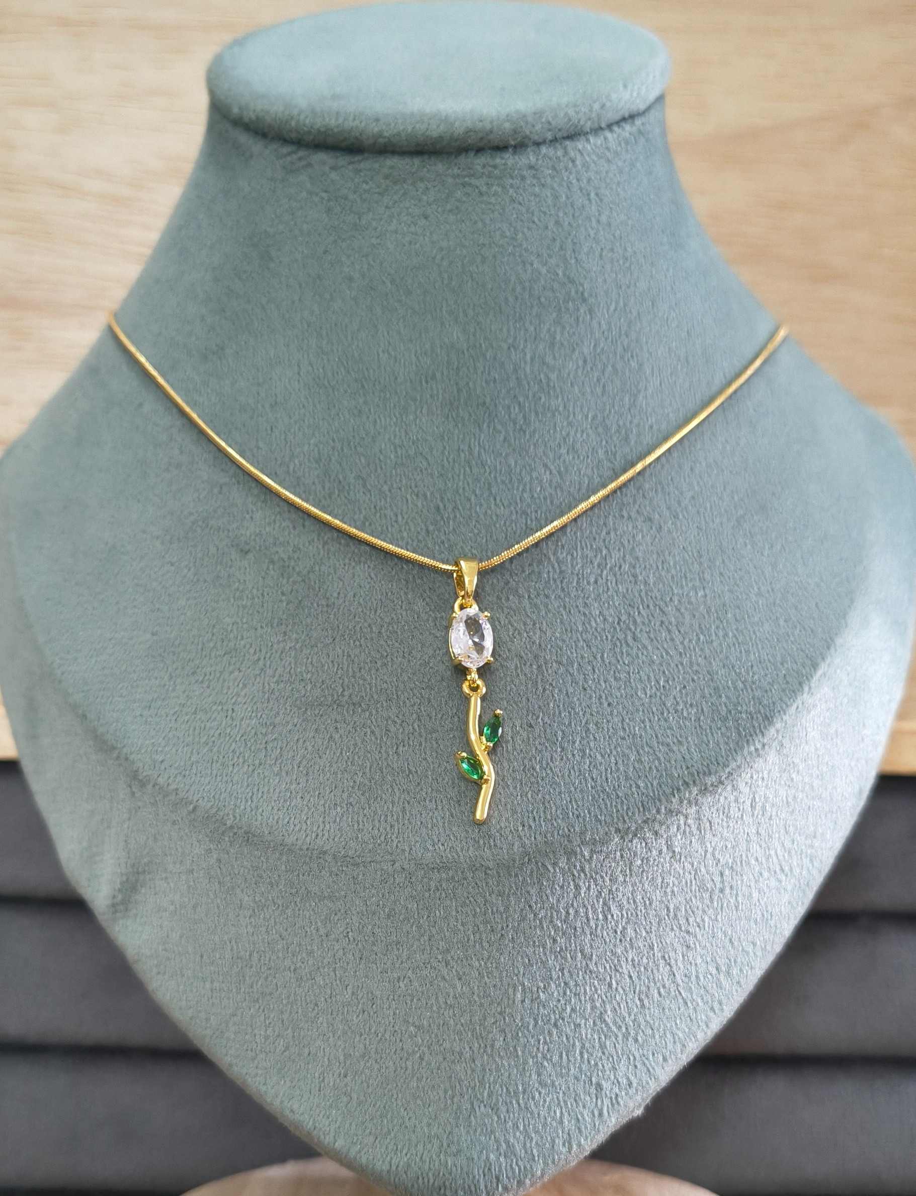 Antitarnish Necklace Romantic Tulip Blossom 18K Gold Plated