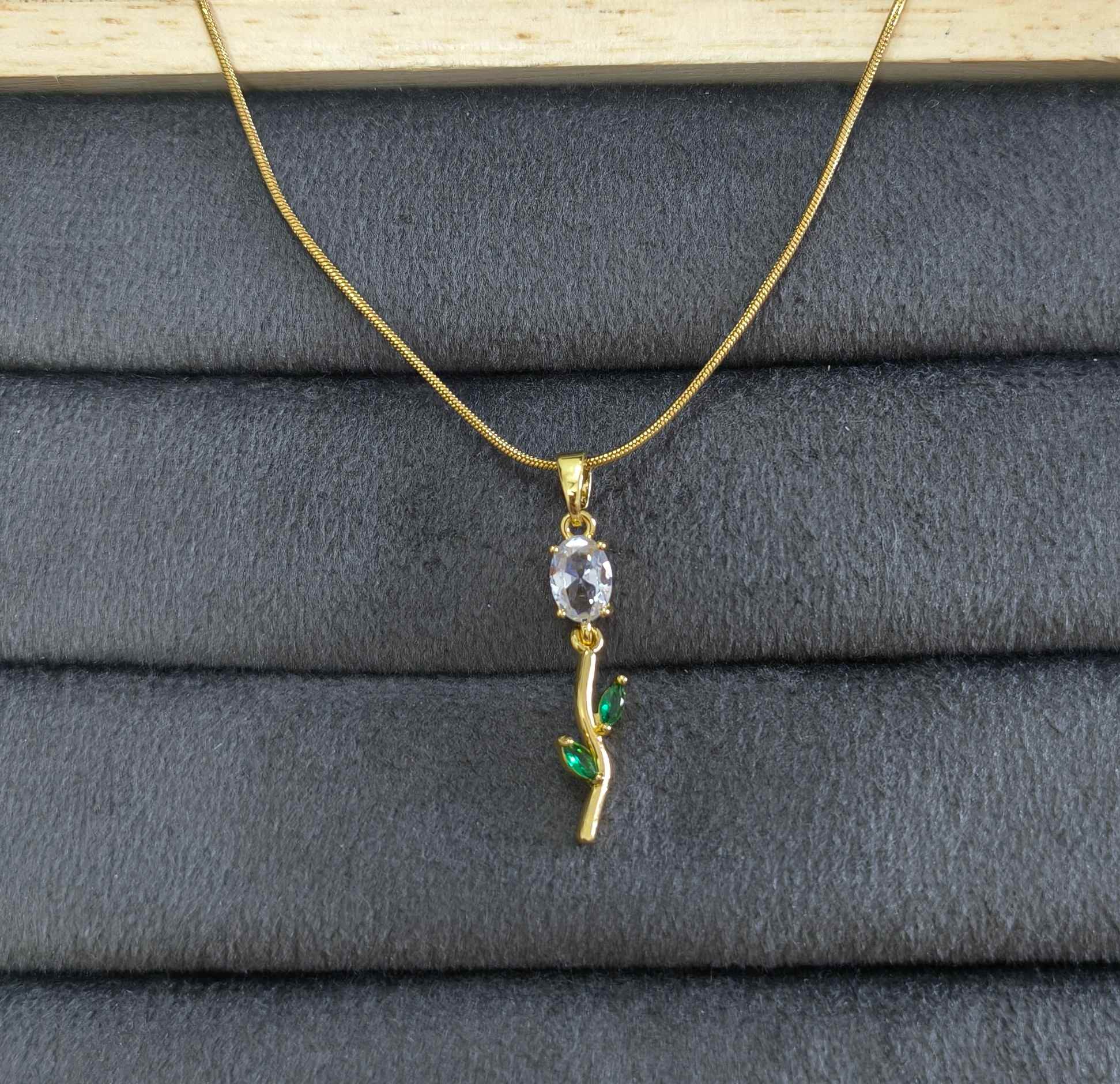 Antitarnish Necklace Romantic Tulip Blossom 18K Gold Plated
