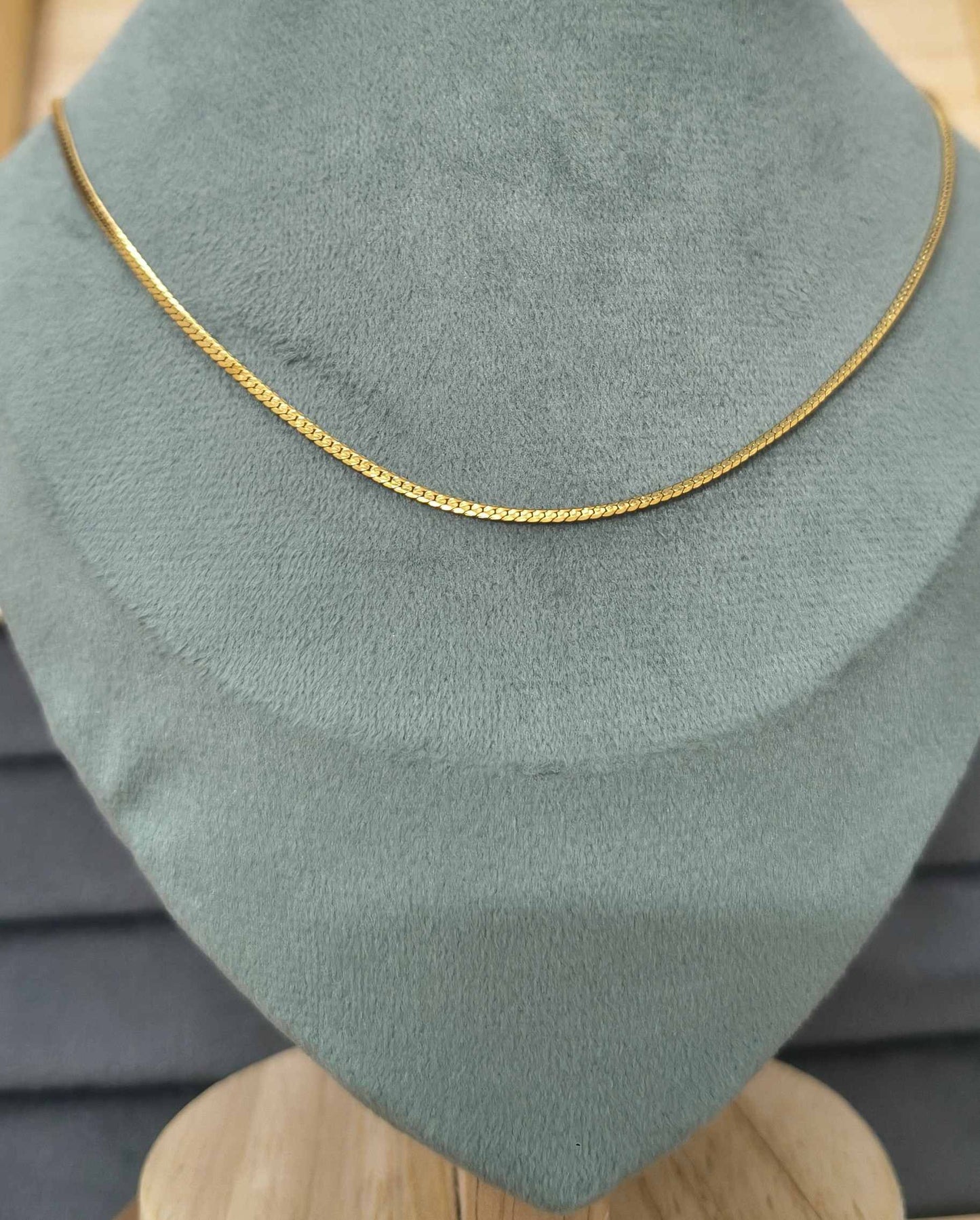Antitarnish Necklace Sleek Curb Chain 18K Gold Plated