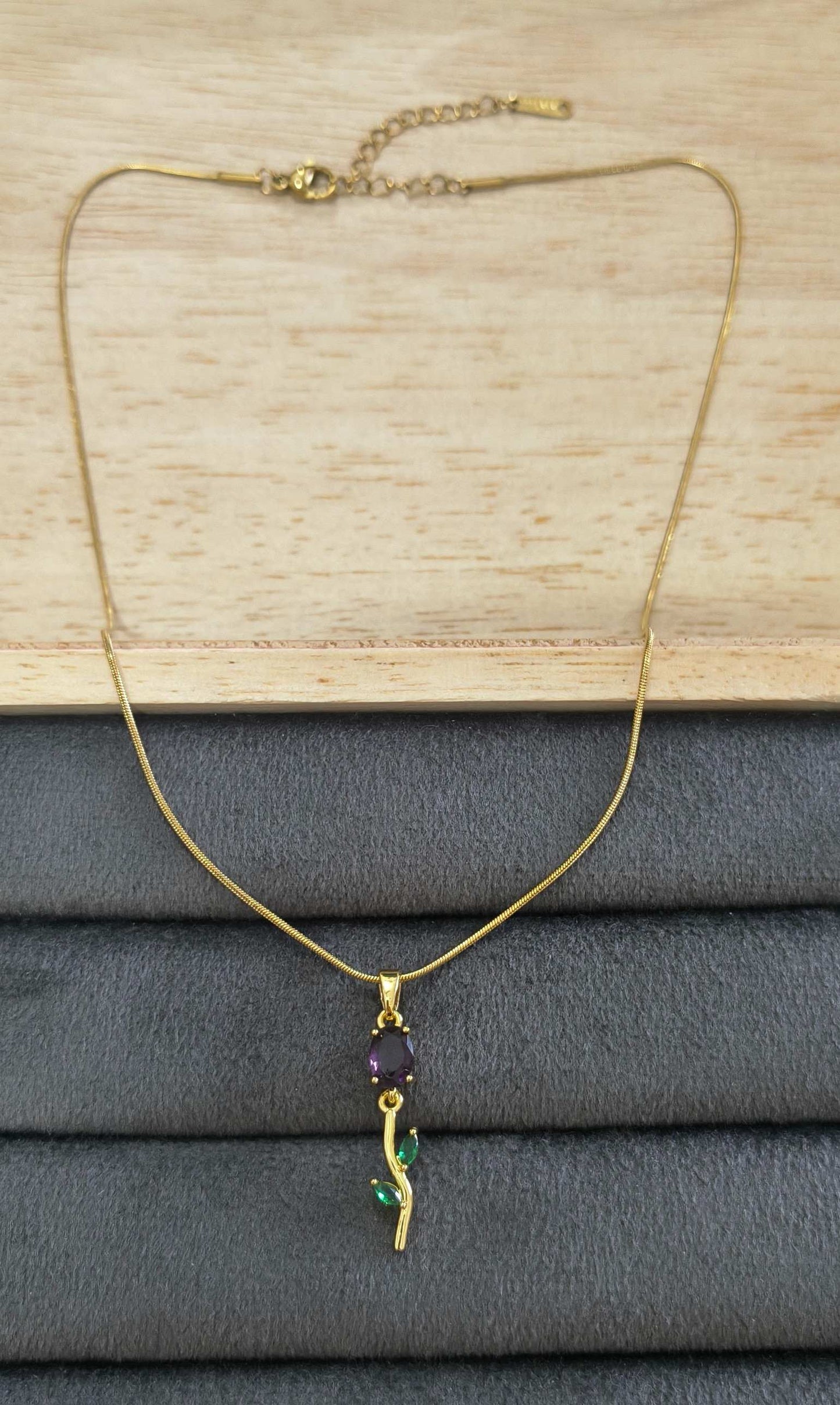 Antitarnish Necklace Wine Colour Tulip Pendant 18K Gold Plated