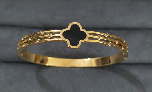 Antitarnish Premium Black Clover Bracelet 18K Gold Plated
