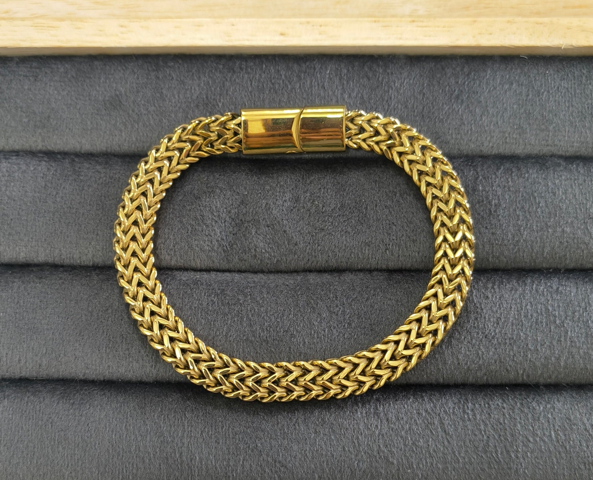 Antitarnish Premium Braided Chain Men's Bracelet 18K Gold Plated