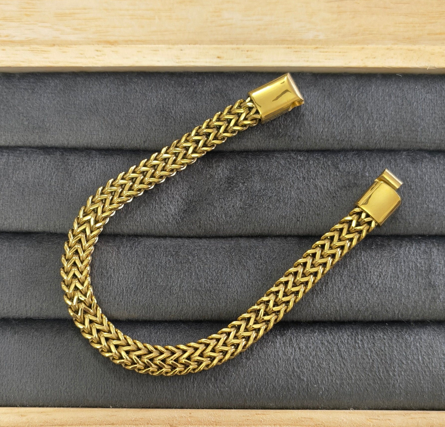 Antitarnish Premium Braided Chain Men's Bracelet 18K Gold Plated