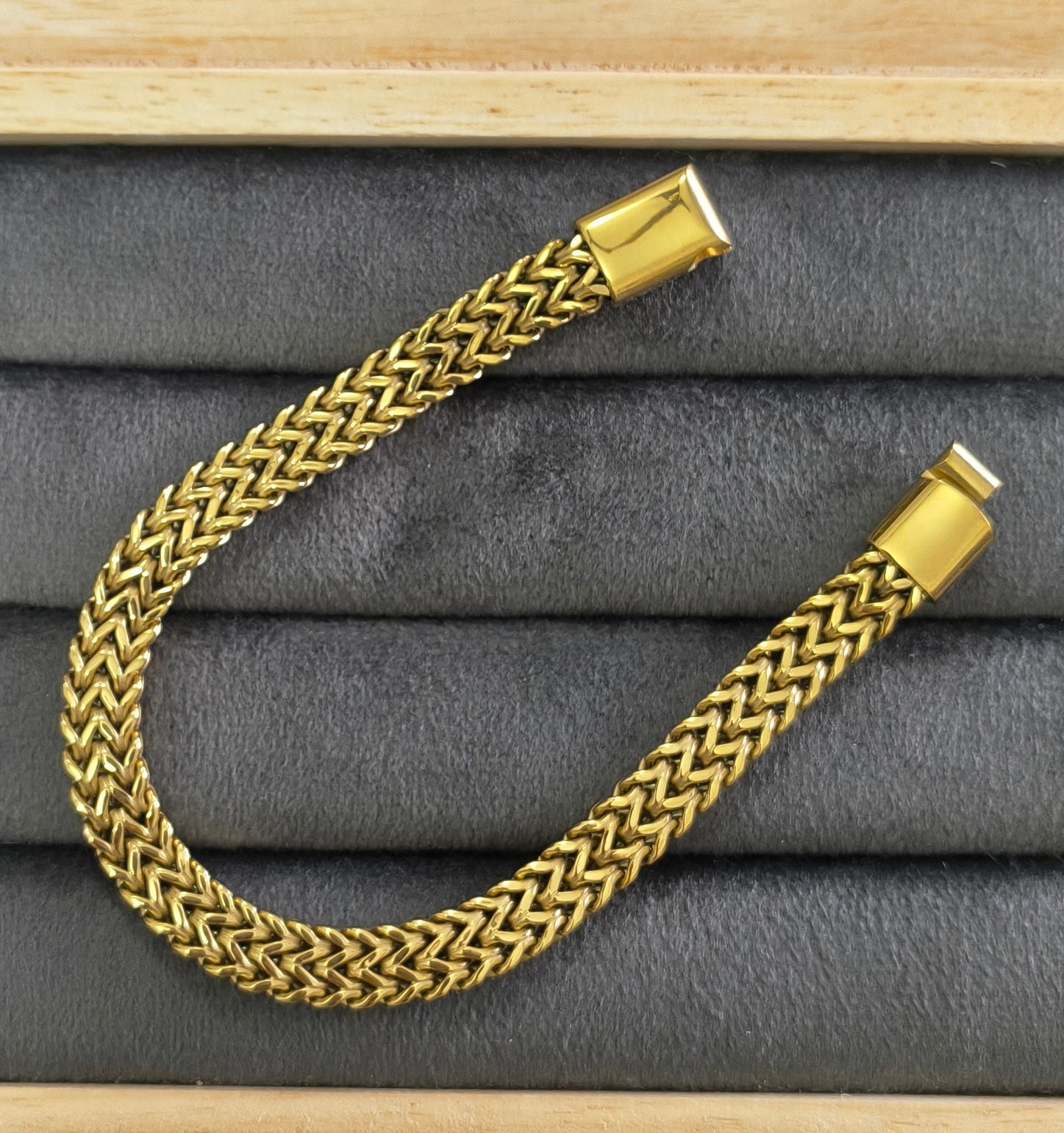 Antitarnish Premium Braided Chain Men's Bracelet 18K Gold Plated