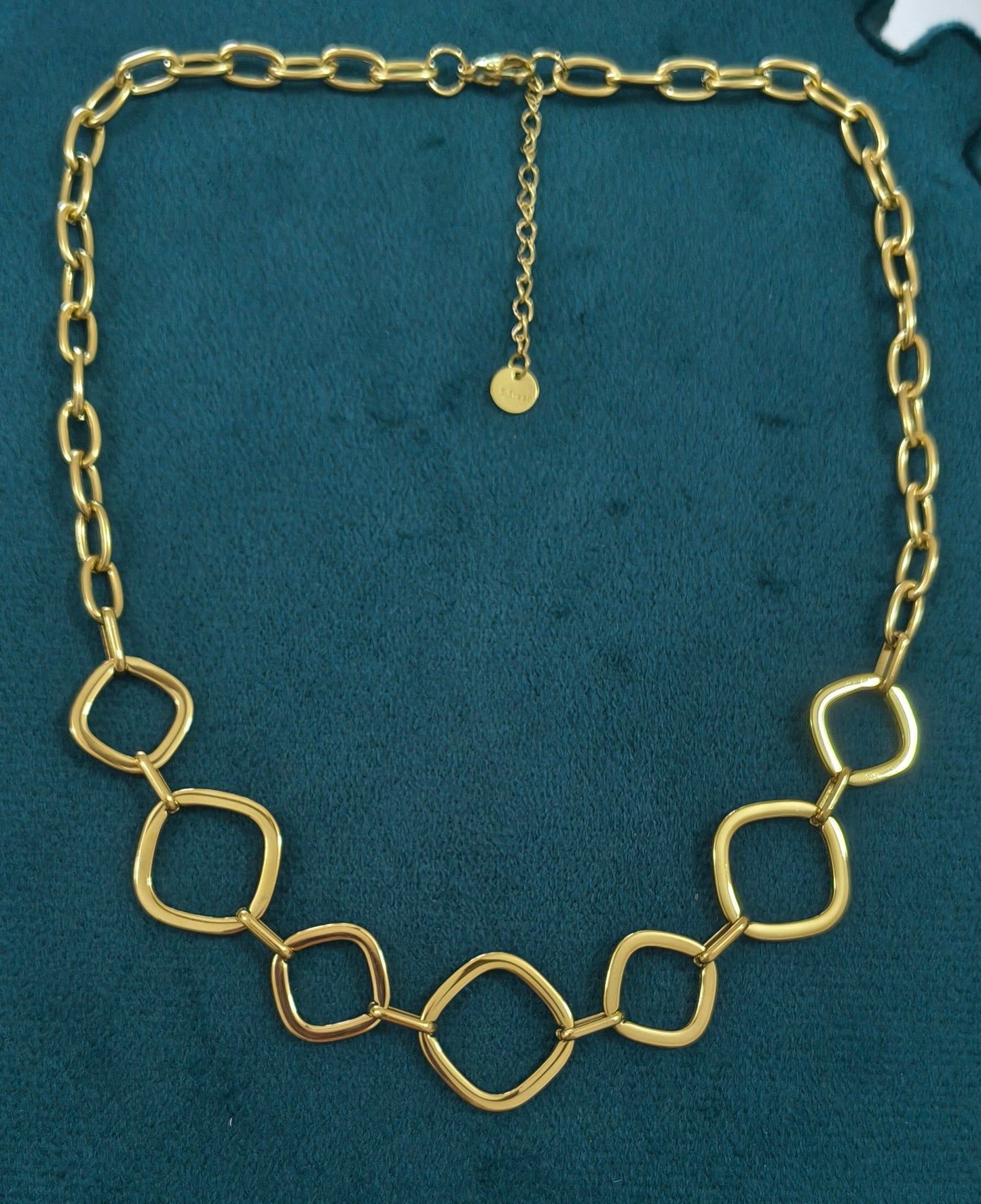 Antitarnish Rectangle Loop Statement Chain Necklace