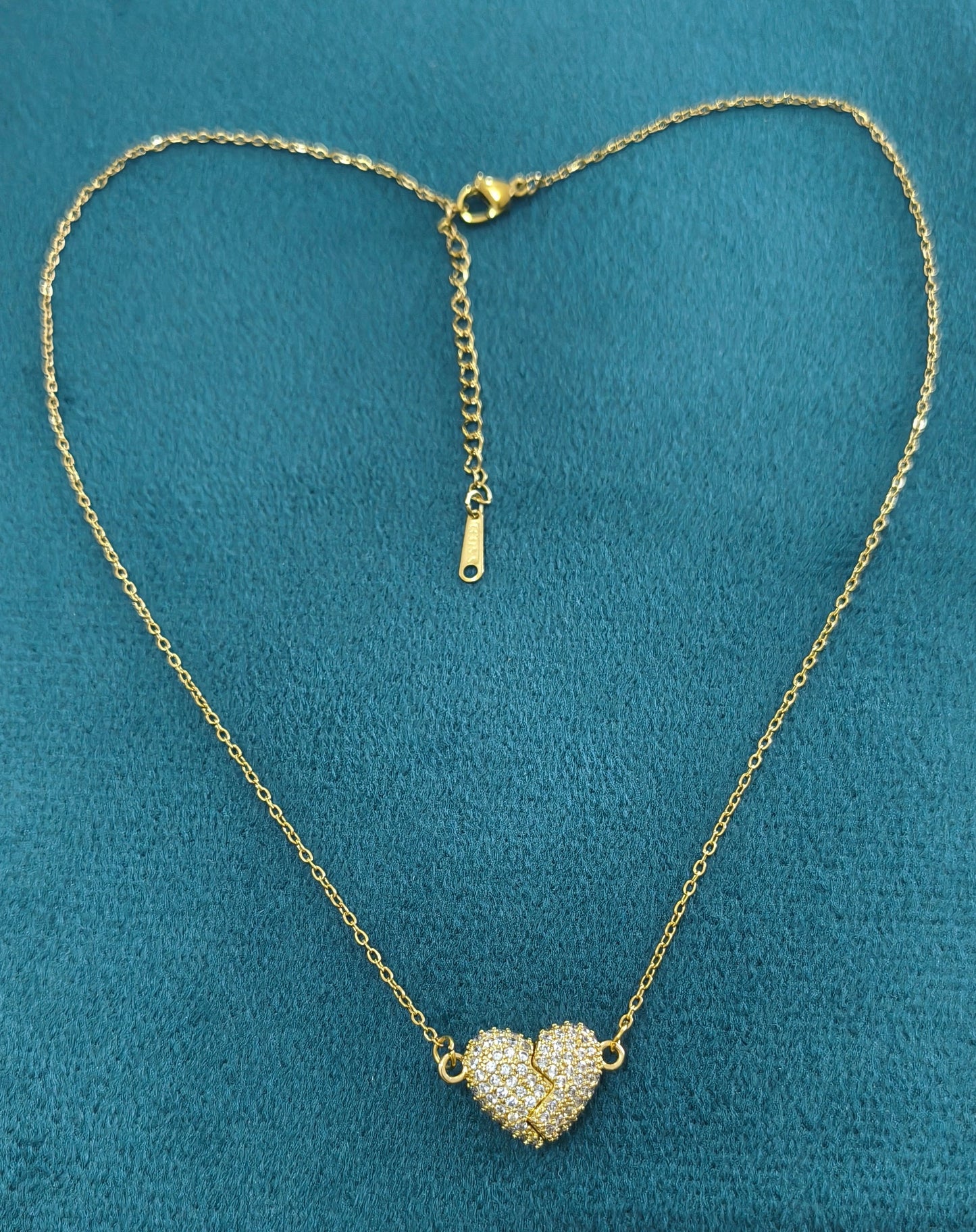 Antitarnish Shining Magnetic Heart Necklace 18K Gold Plated
