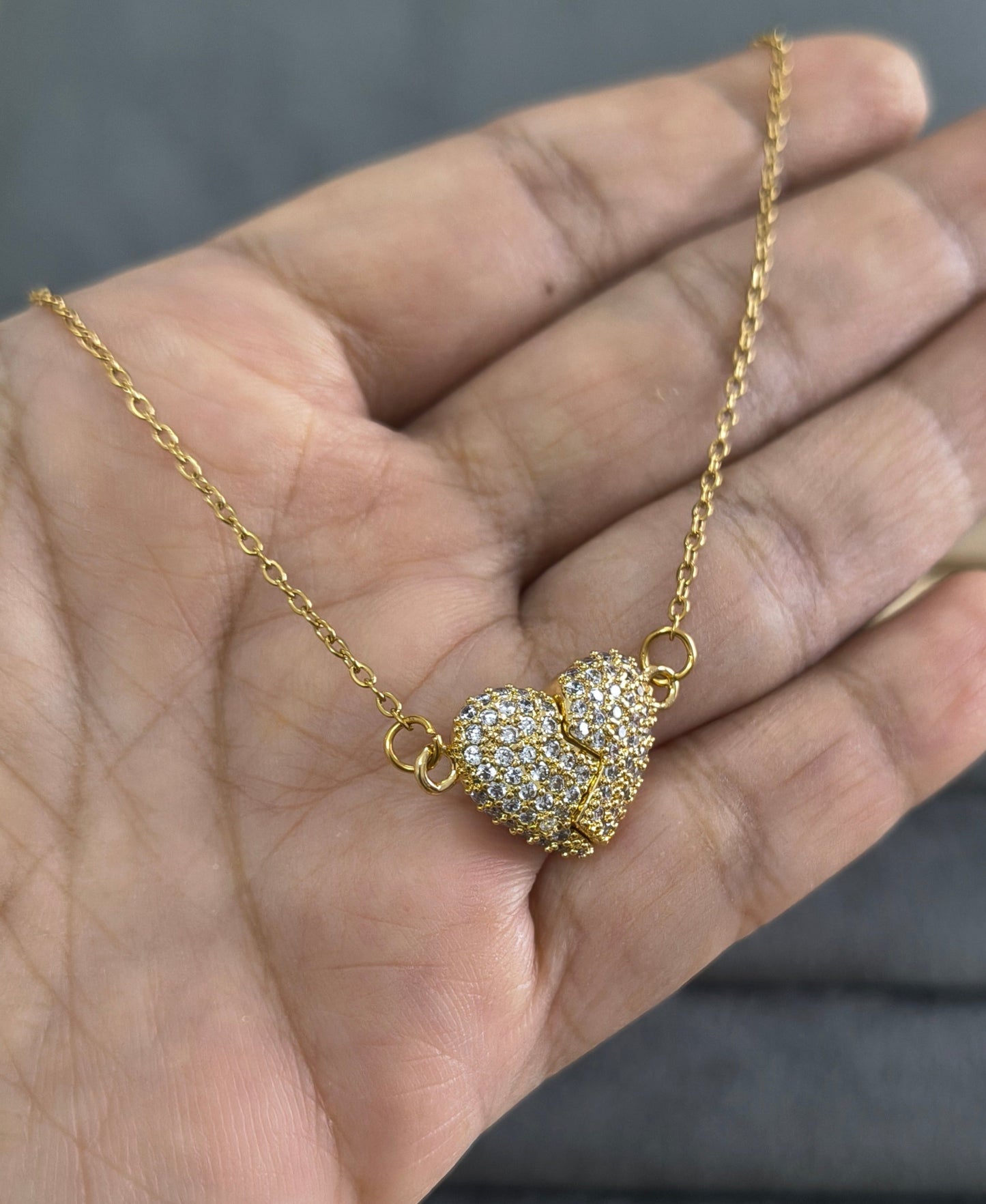 Antitarnish Shining Magnetic Heart Necklace 18K Gold Plated