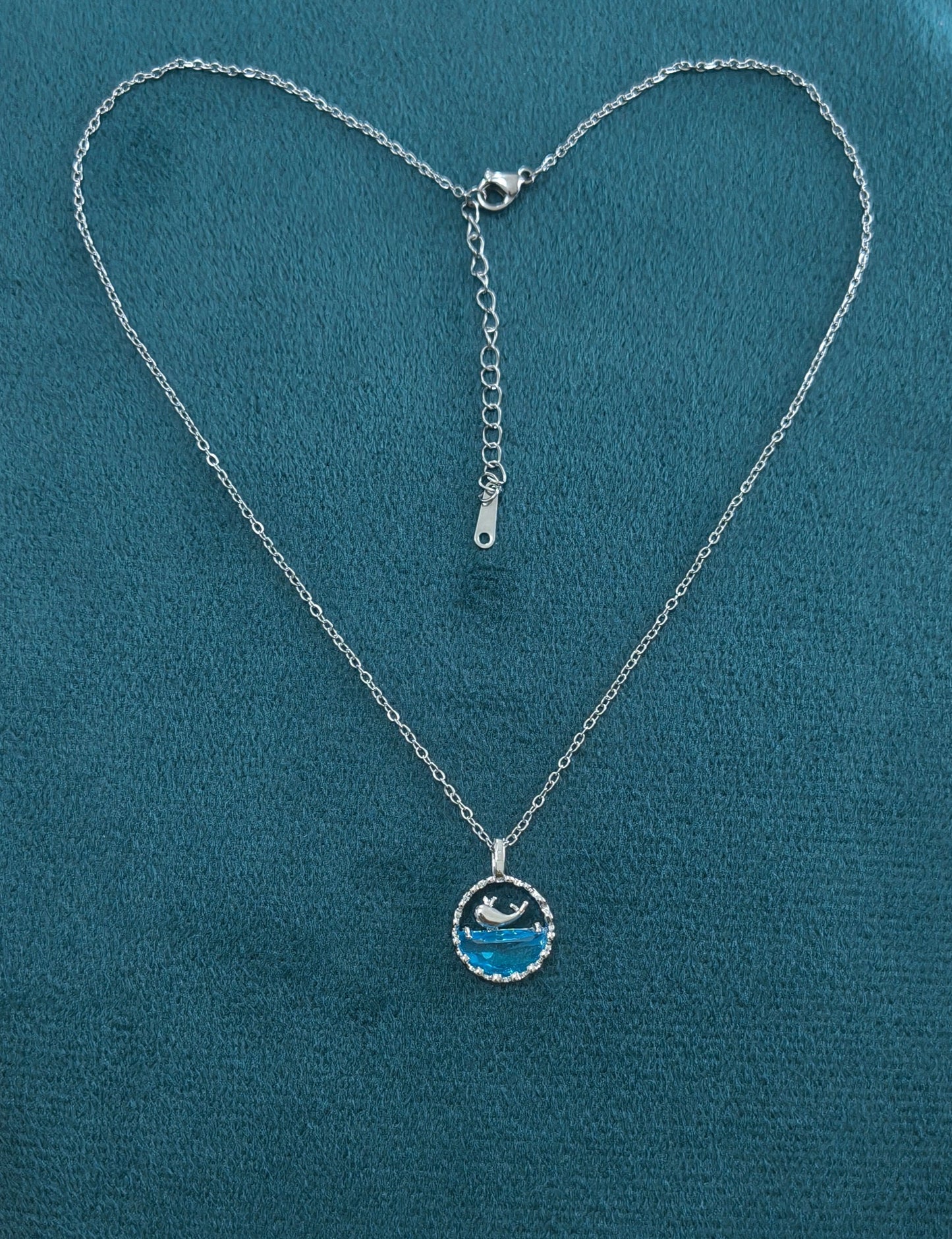 Antitarnish Silver Plated Ocean And Whale Pendant Necklace