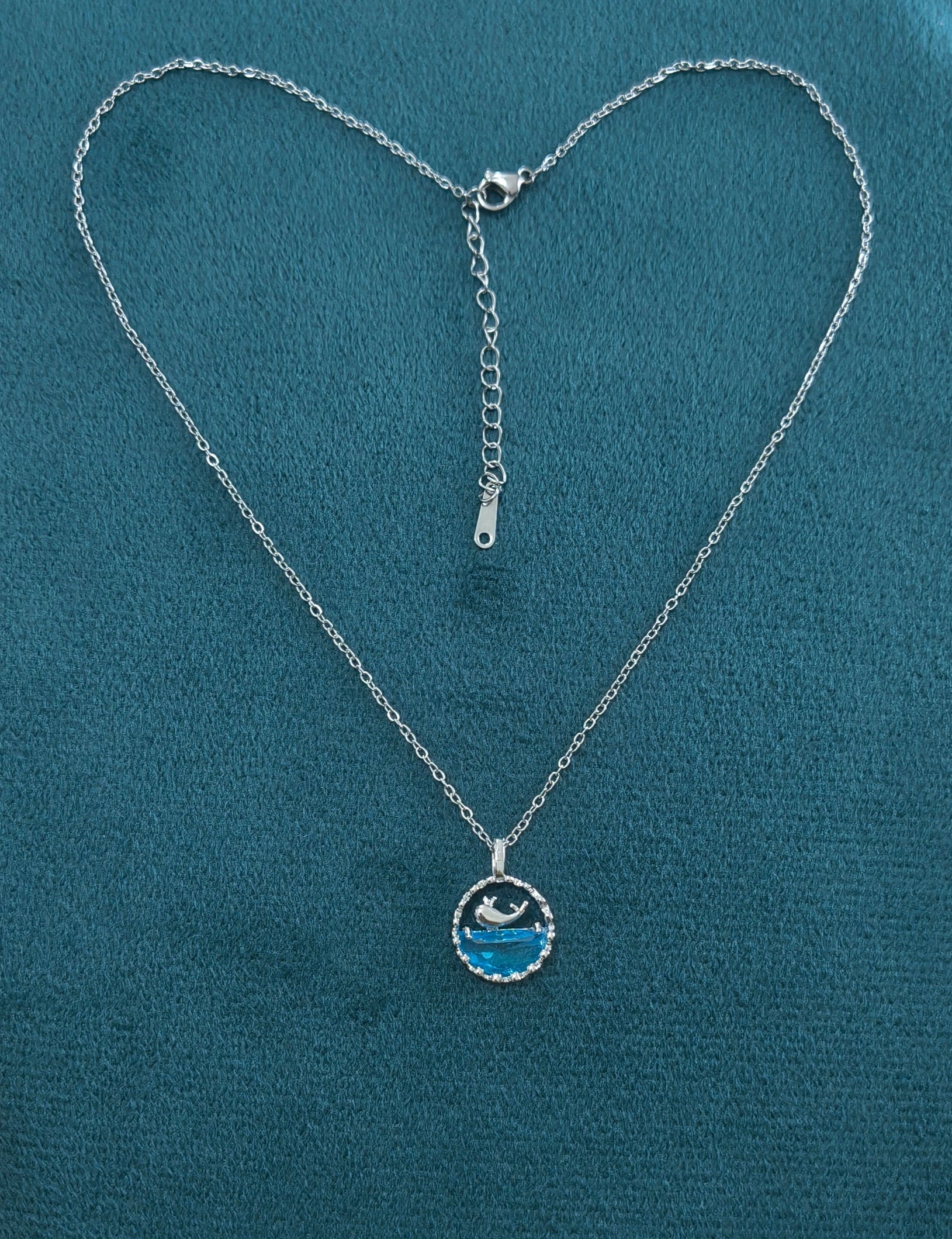 Antitarnish Silver Plated Ocean And Whale Pendant Necklace