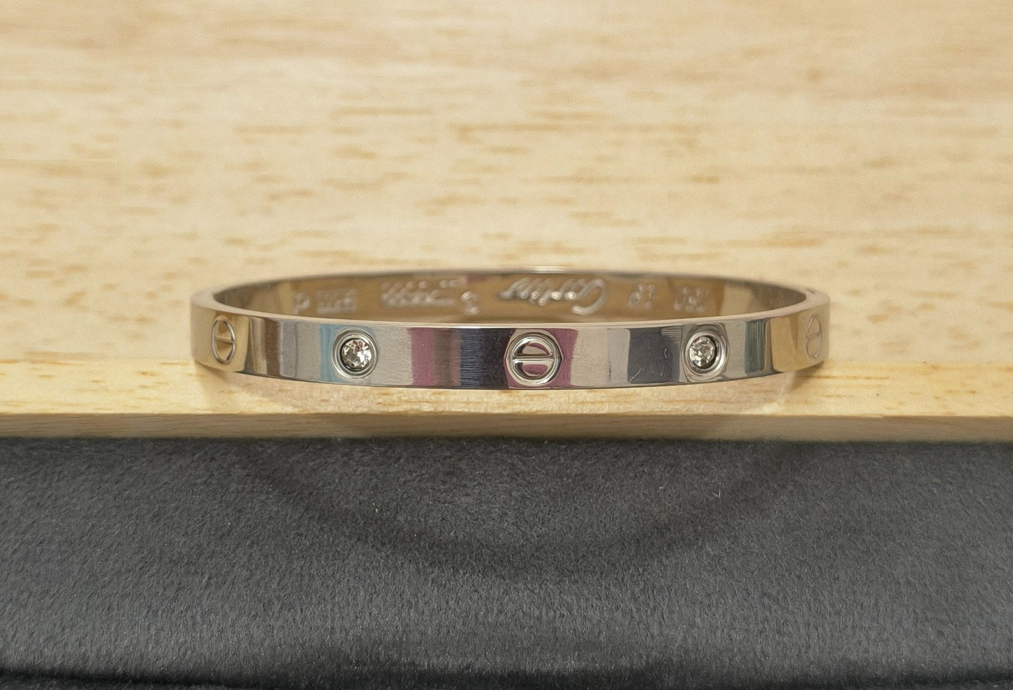 Antitarnish Silver Toned Timeless Love 18K Gold Plated Bracelet