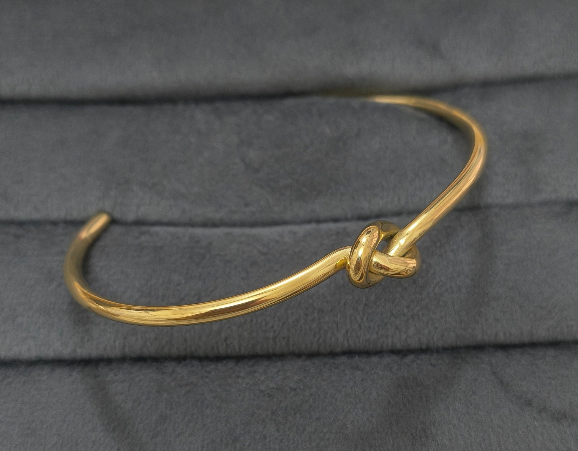 Antitarnish Single Knot Bracelet 18K Gold Plated