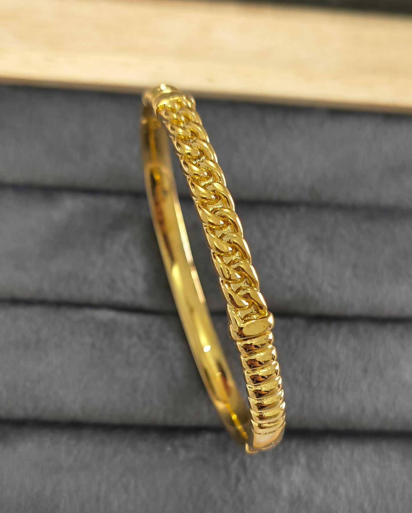 Antitarnish Solid Twist Chain Bracelet 18K Gold Plated