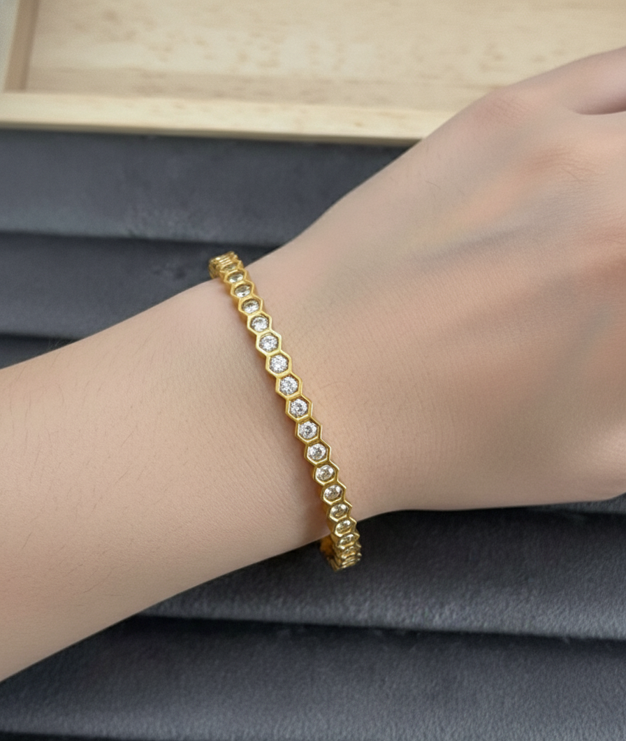Antitarnish Stone Studded Honeycomb Bracelet 18K Gold Plated