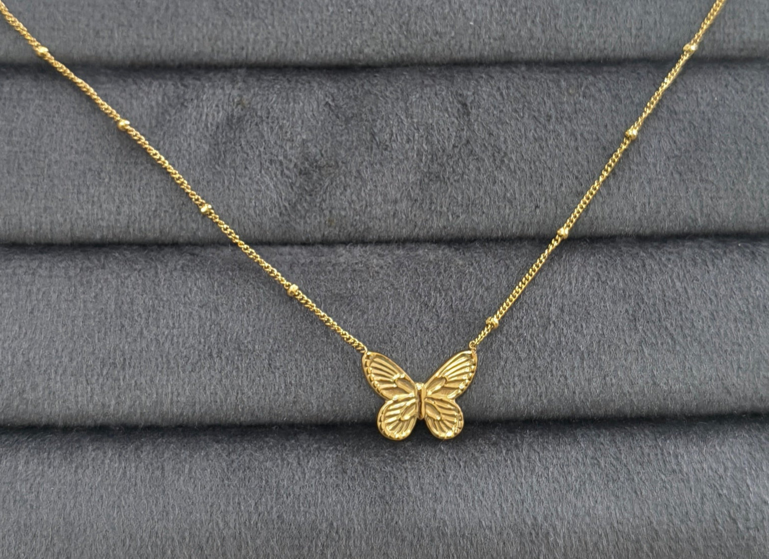 
Antitarnish Stylish Butterfly Necklace 18K Gold Plated
