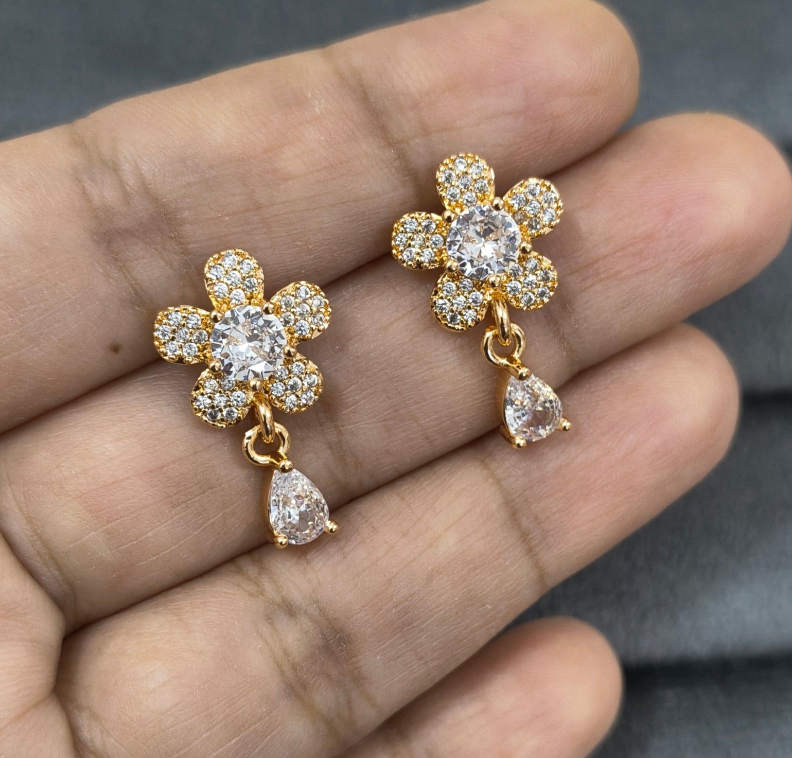 Antitarnish Sweet Mini Flower Studs Rosegold Earrings