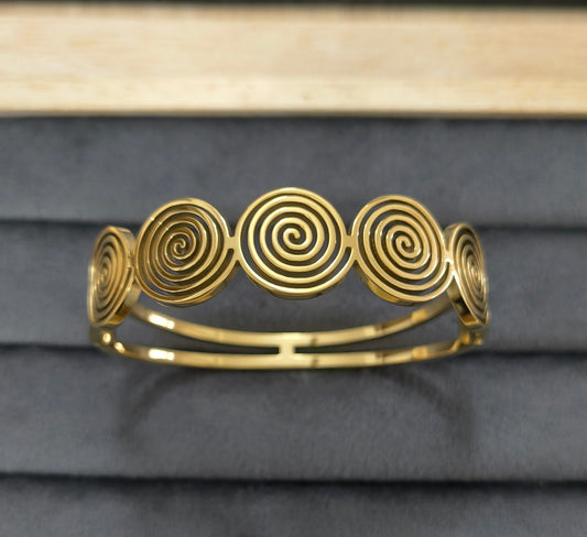 Antitarnish Swirly Coils Bracelet 18K Gold Plated
