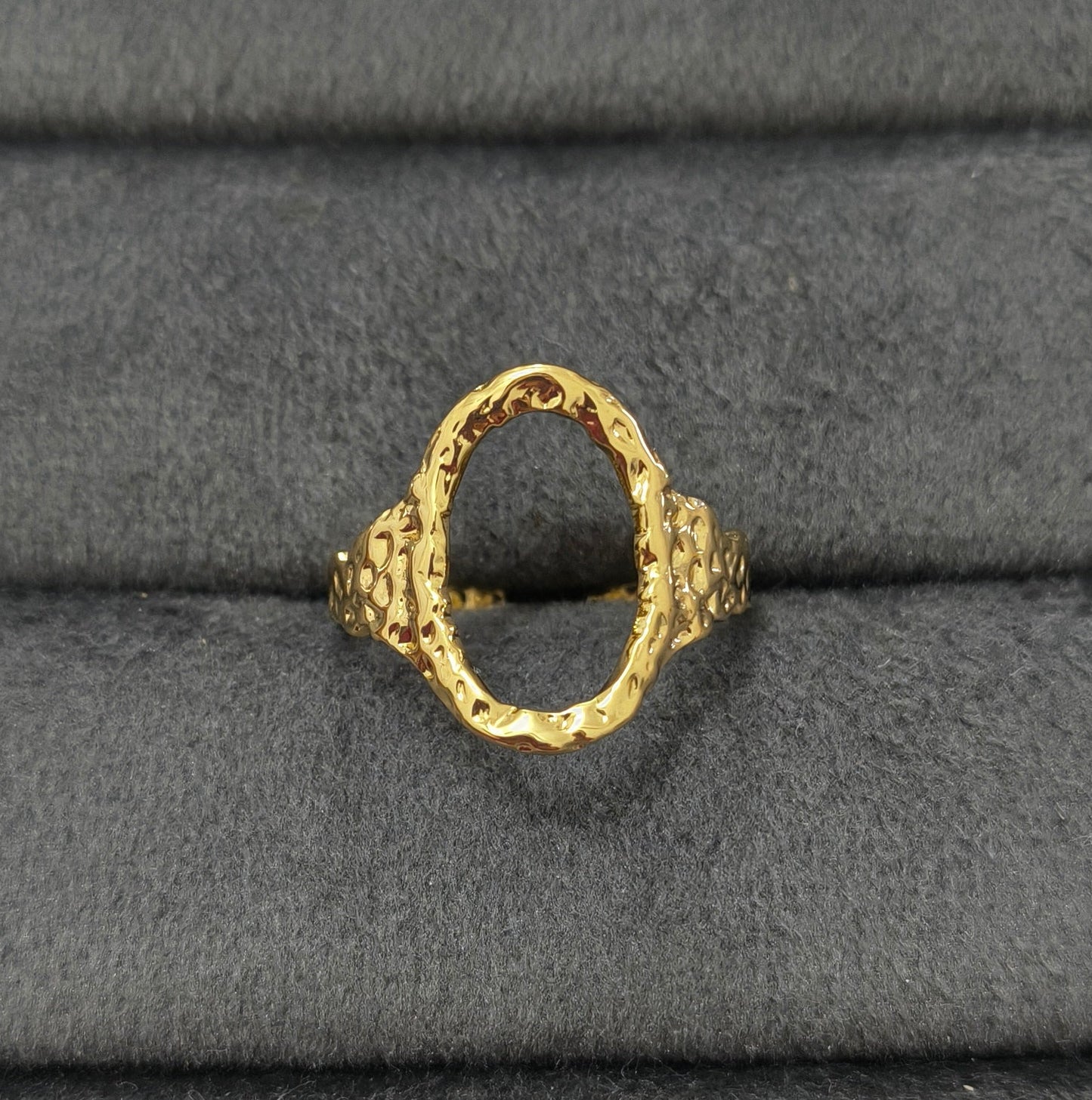 Antitarnish Textured Hollow Ring 18K Gold Plated