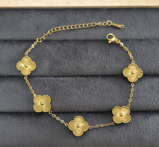 Antitarnish Trendy Golden Clover Bracelet 18K Gold Plated