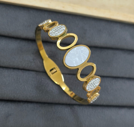 Antitarnish Trendy Hollow Circle Bracelet 18K Gold Plated