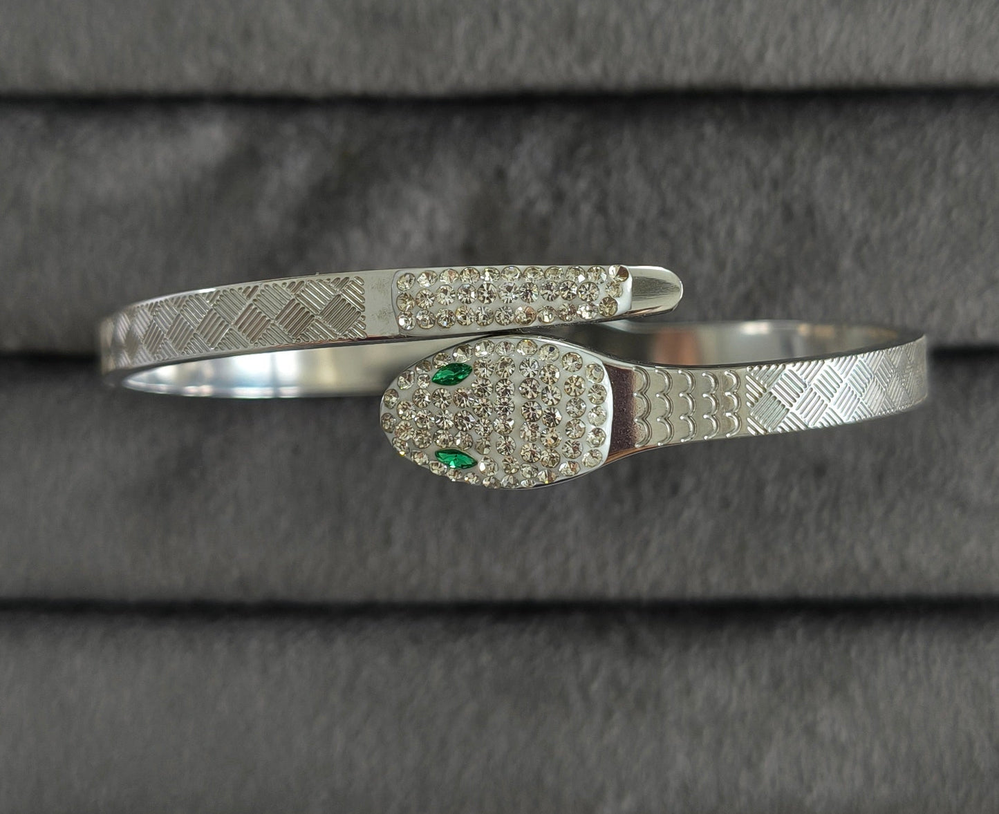 Antitarnish Trendy Snake Sparkle Bracelet Silver Plated