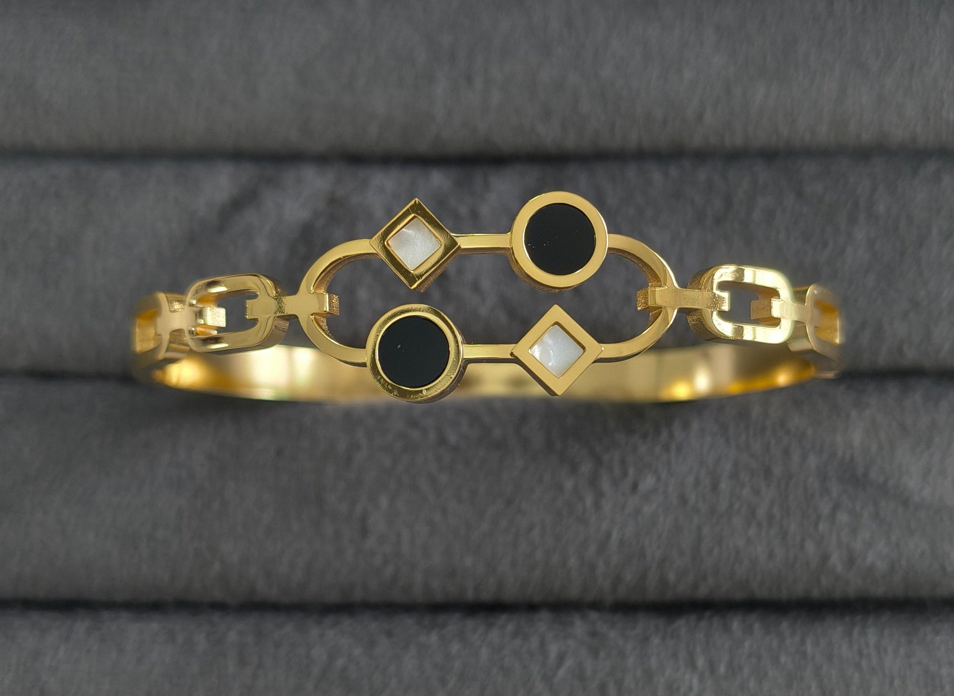 Antitarnish Trendy Sparkle Bracelet 18K Gold Plated