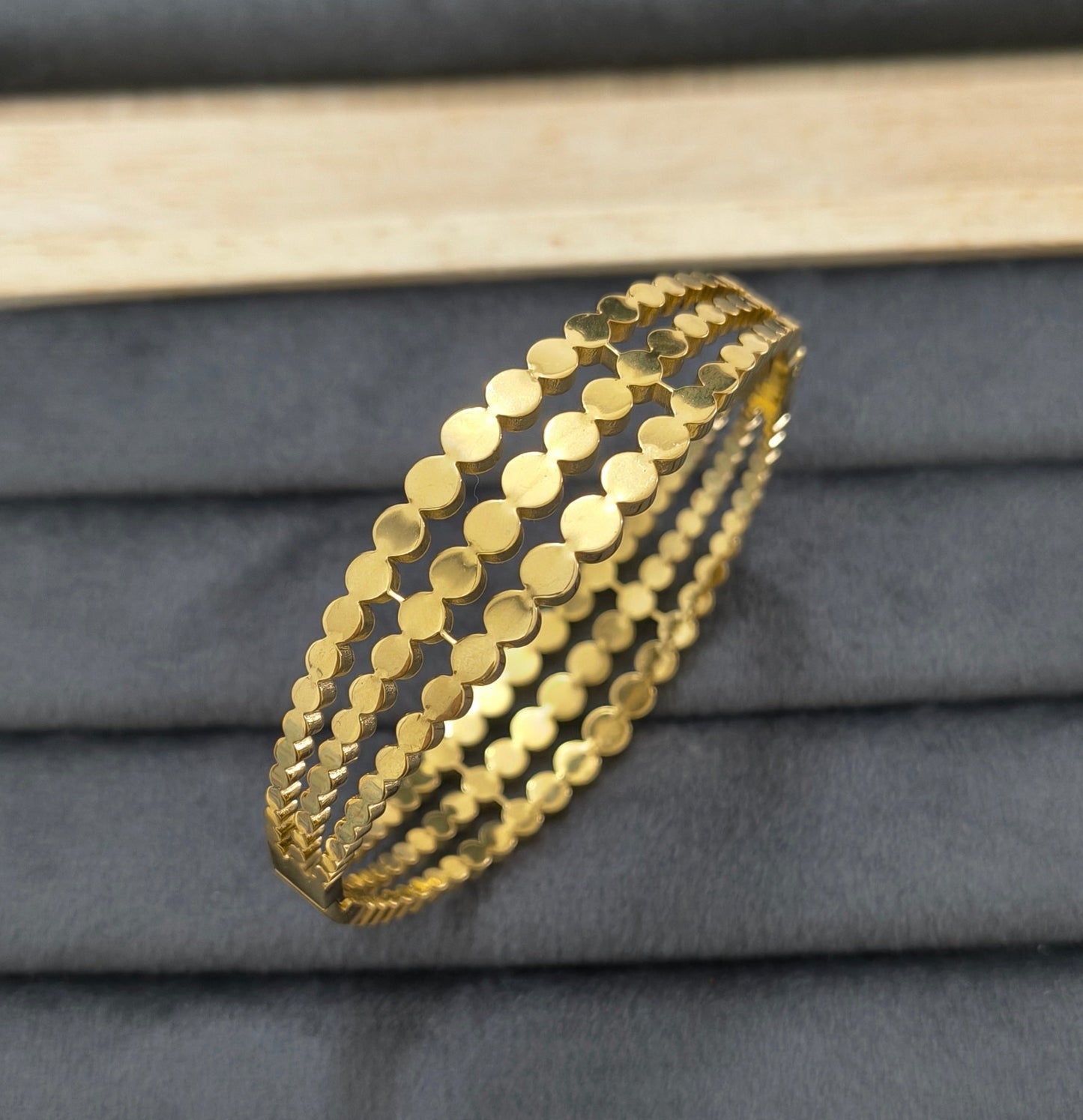 Antitarnish Triple Layered Bracelet 18K Gold Plated