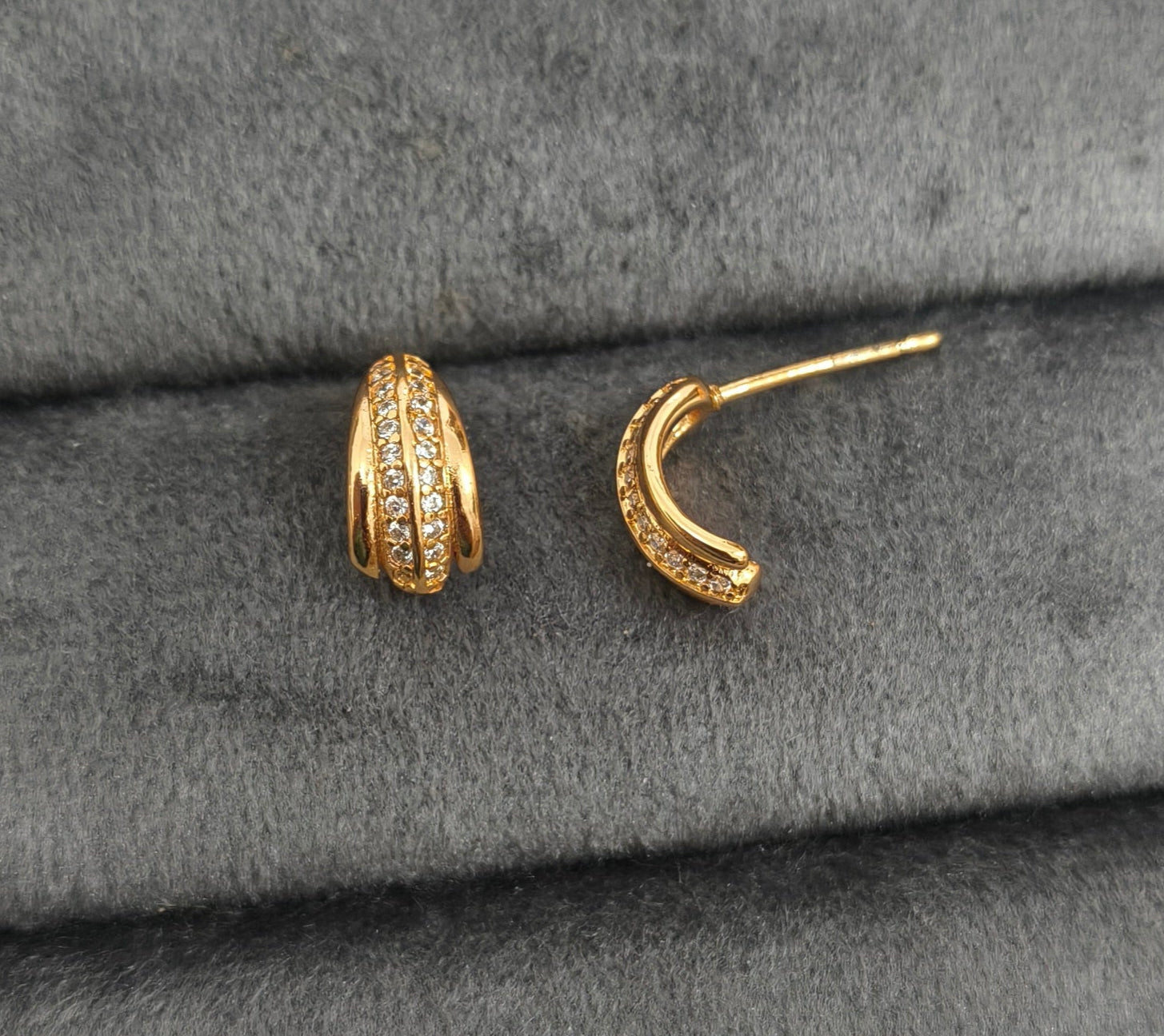 Antitarnish Two Line Stone Studded Studs Rosegold Earrings