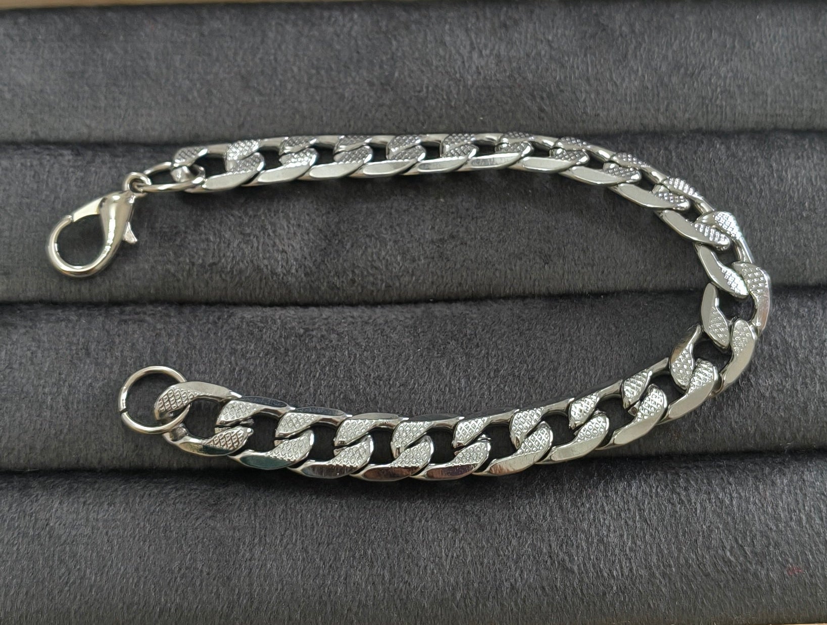 Antitarnish Unisex Cuban Chain Bracelet Silver Plated