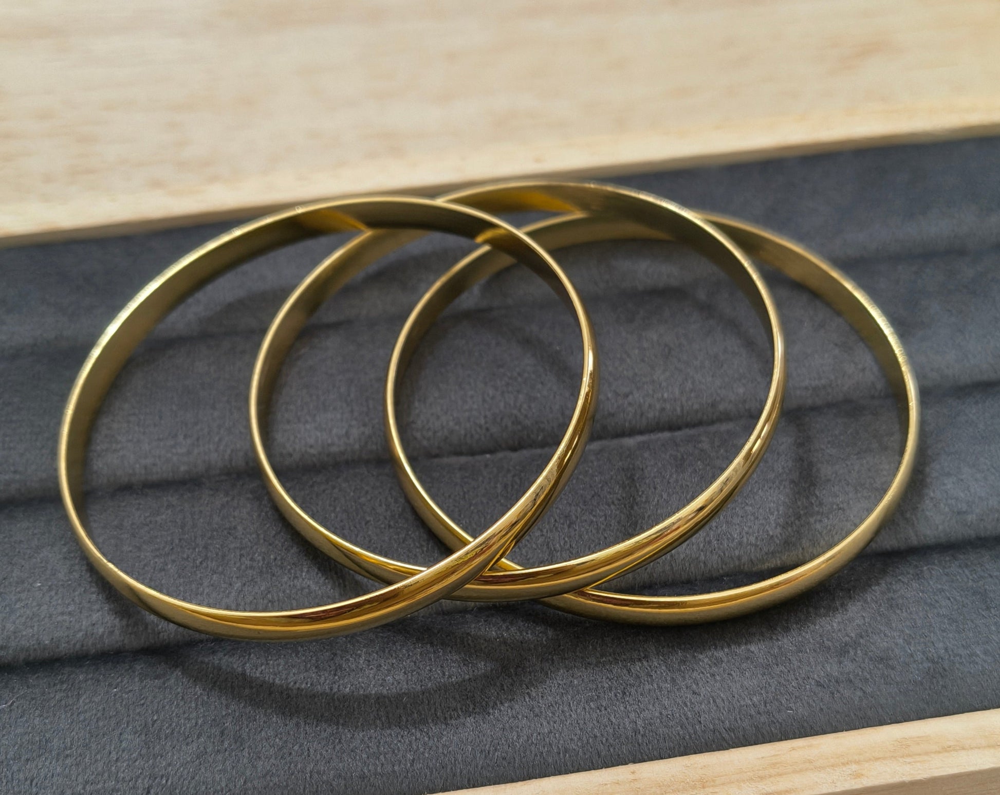 Antitarnish Unisex Plain Design Kada Bangle 18K Gold Plated