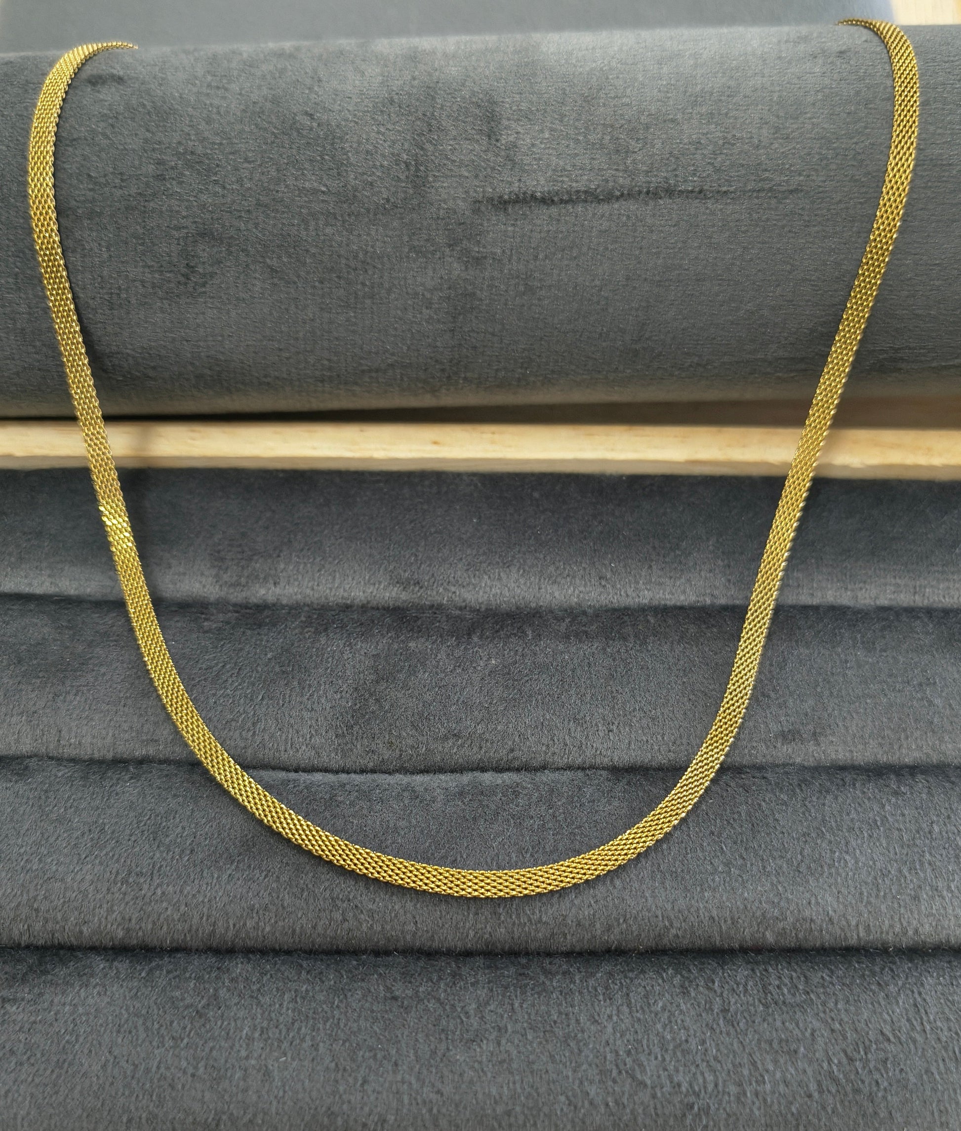 Antitarnish Unisex Sleek Flat Chain 18K Gold Plated
