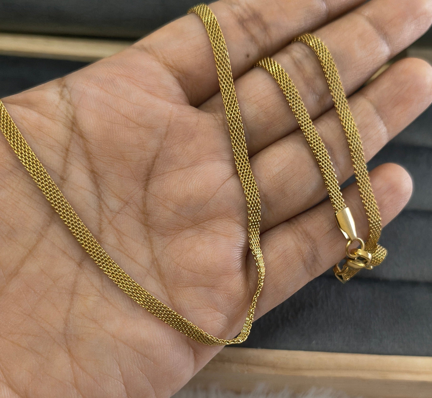 Antitarnish Unisex Sleek Flat Chain 18K Gold Plated
