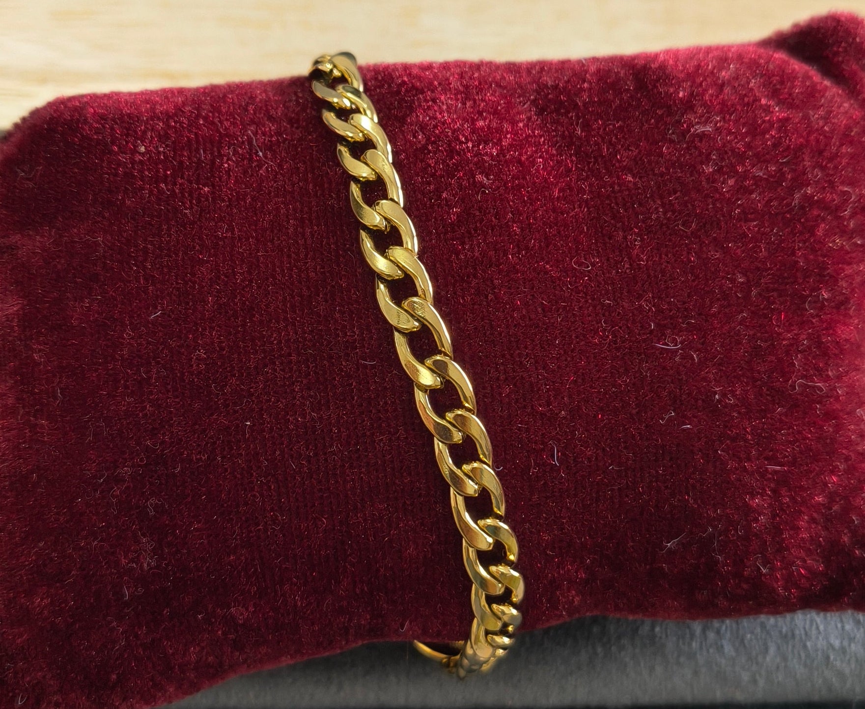 Antitarnish Unisex Sleek Link Chain Bracelet 18K Gold Plated