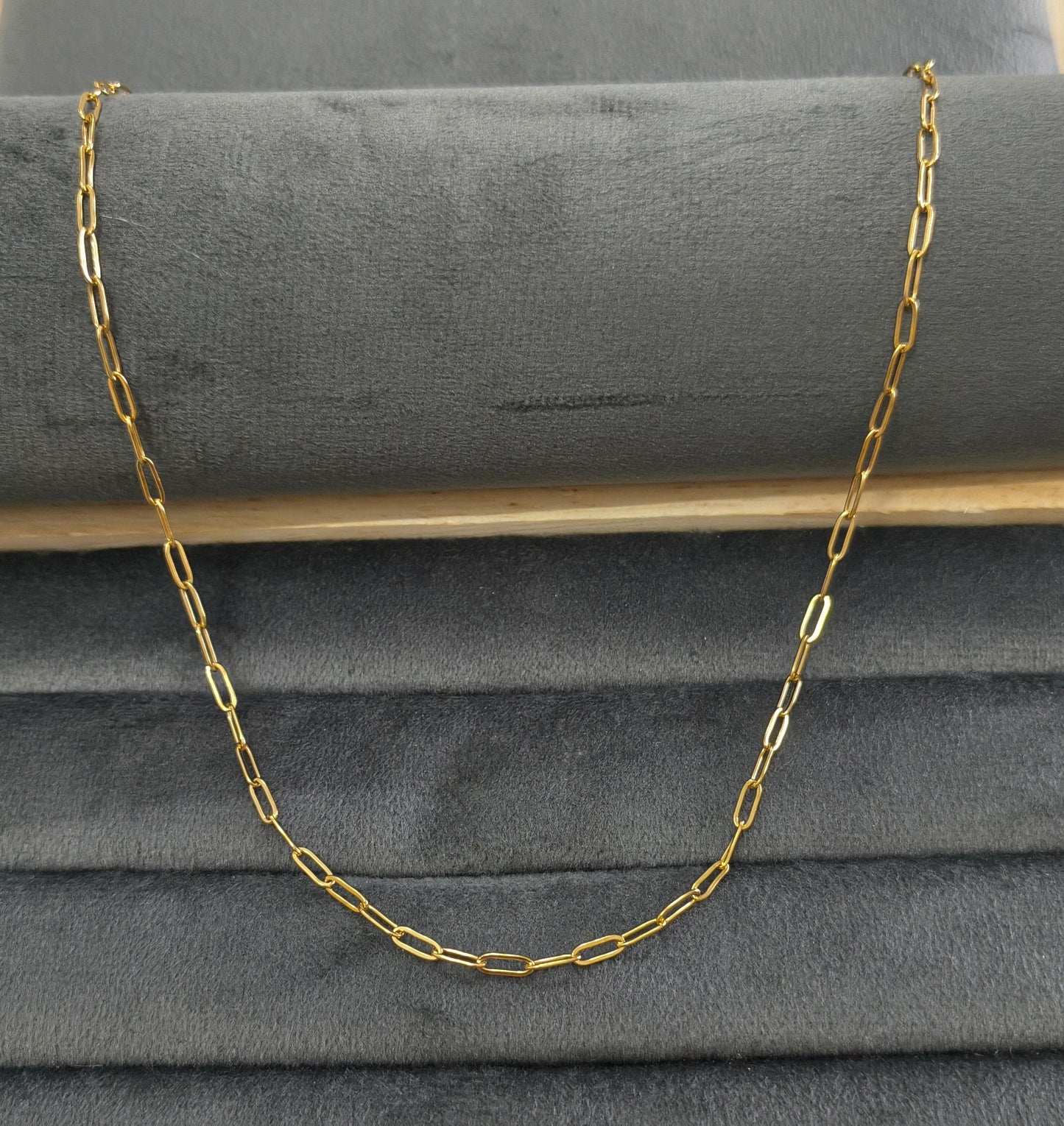 Antitarnish Unisex Sleek Paperclip Chain 18K Gold Plated