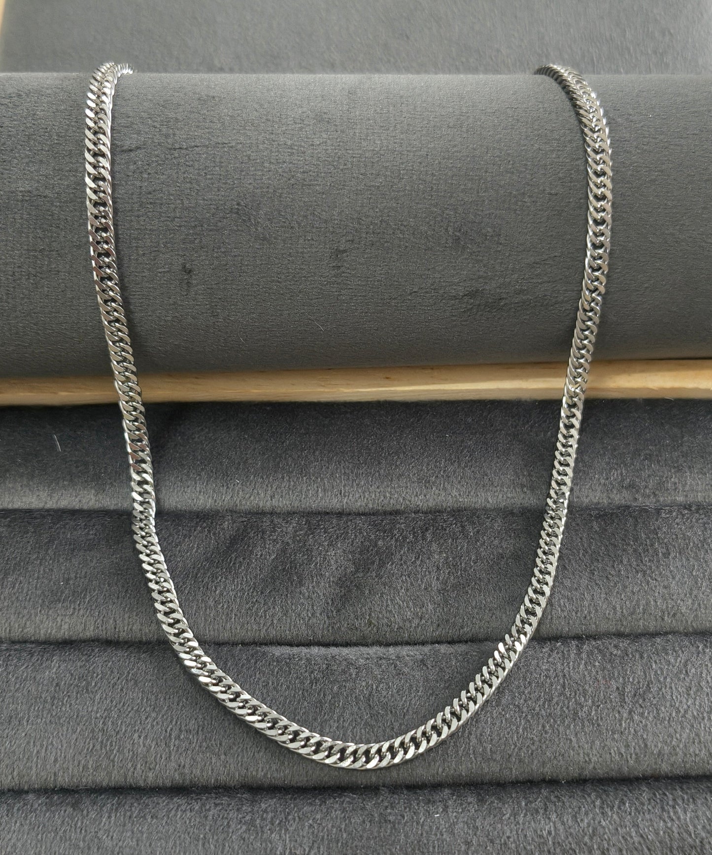 Antitarnish Unisex Stylish Curb Chain Silver Plated